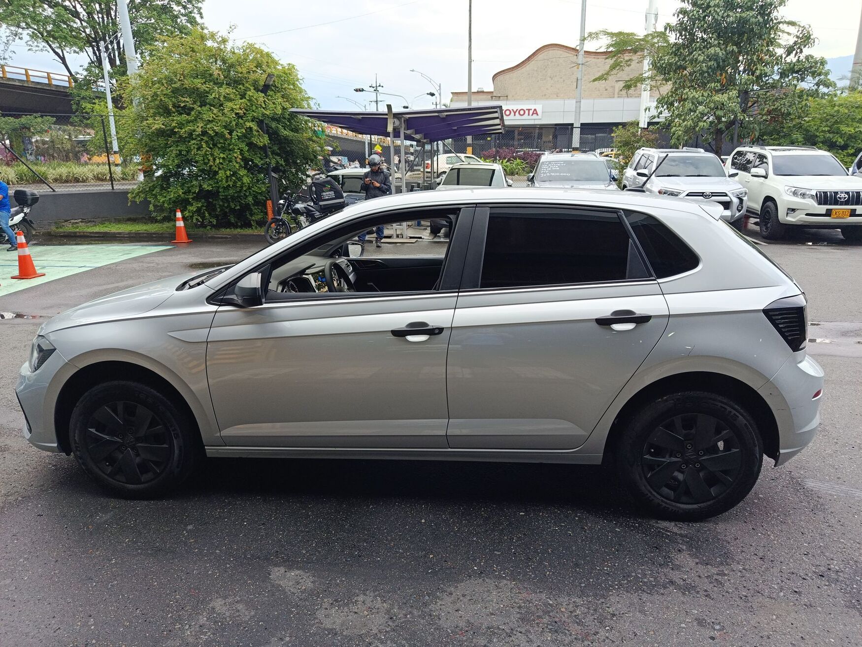 VOLKSWAGEN POLO 2025