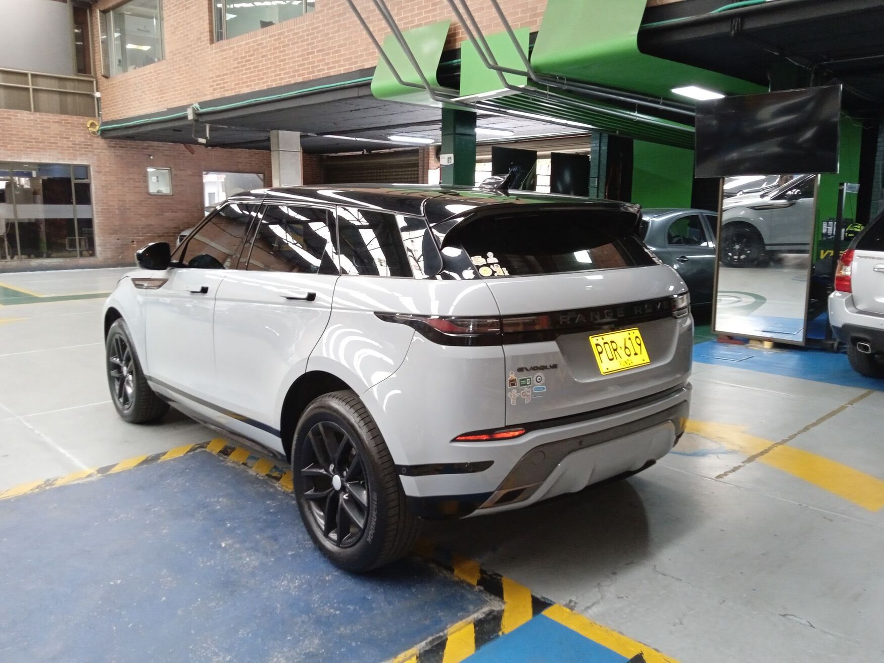 LAND ROVER RANGEROVER 2025