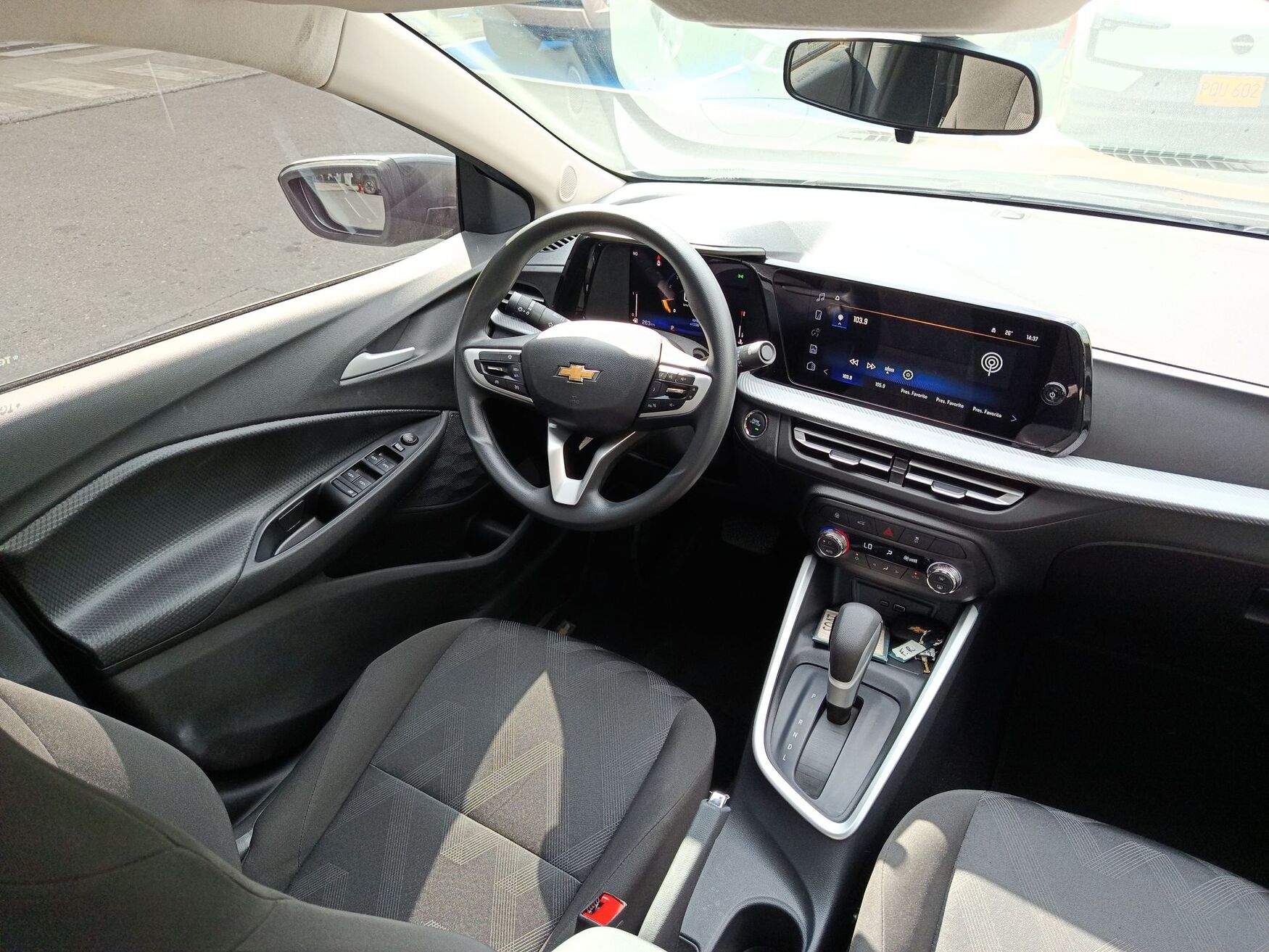 CHEVROLET ONIX 2026