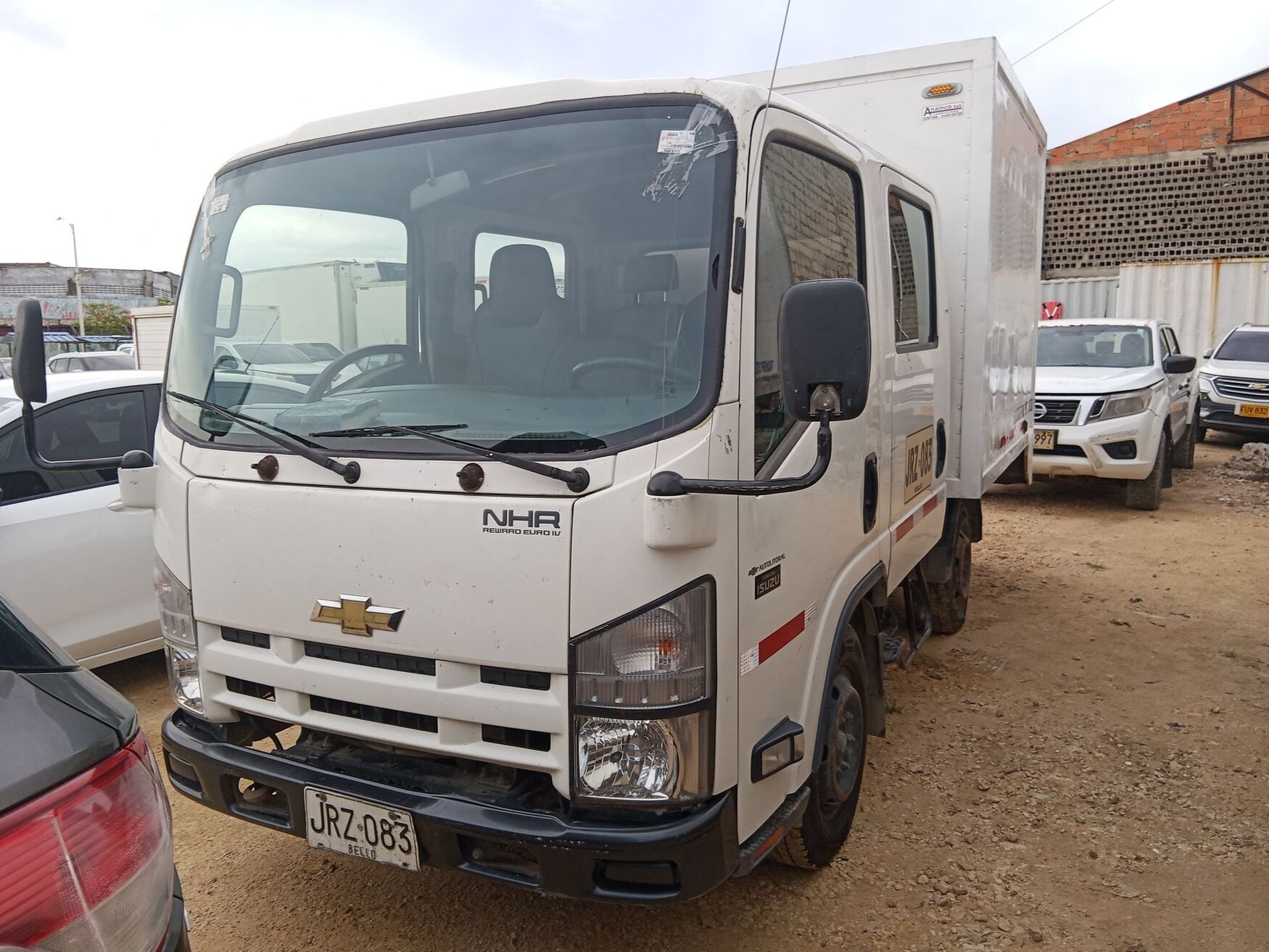 CHEVROLET NHR DOBLE 2021