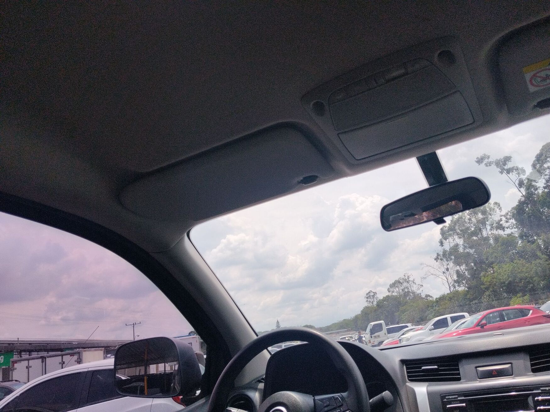 NISSAN FRONTIER 2023