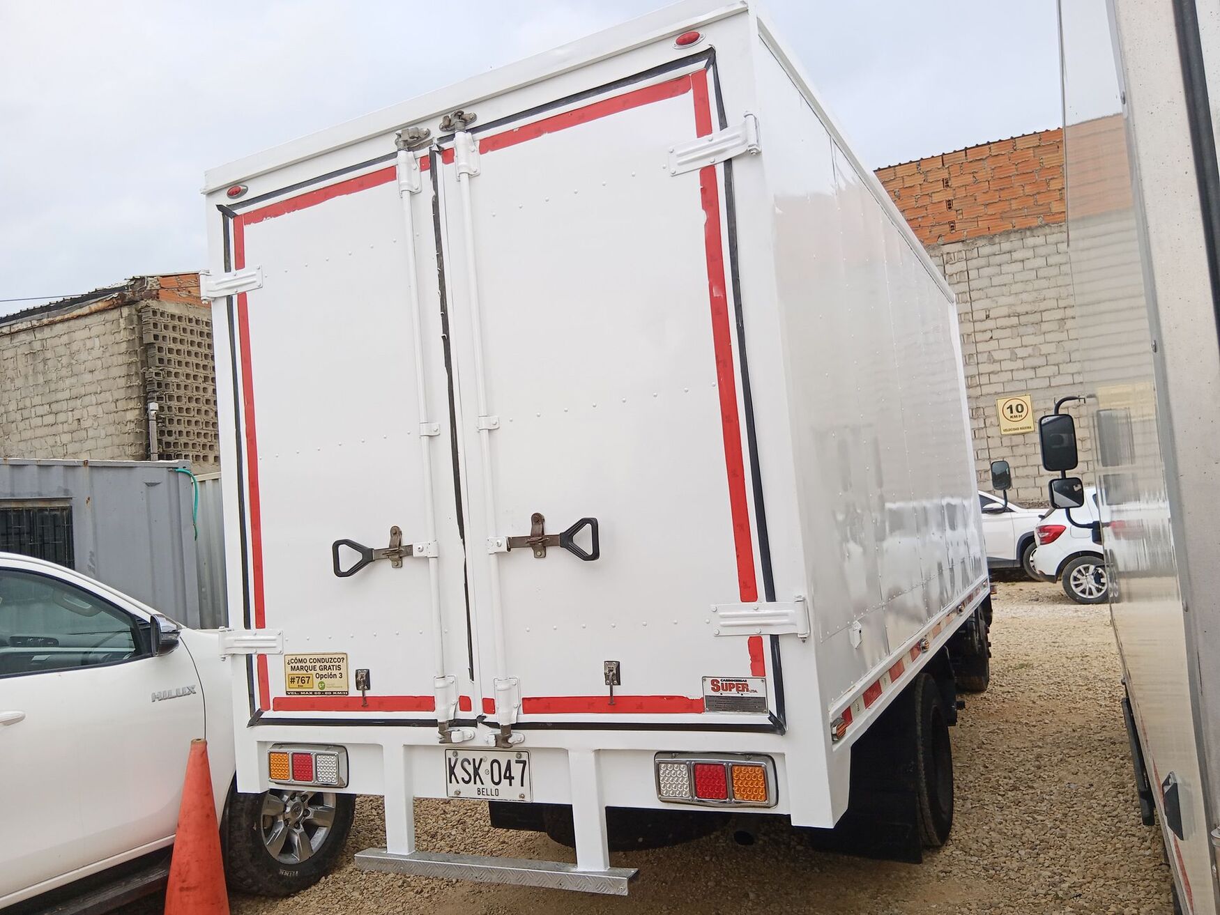 CHEVROLET NPR EIV 2022