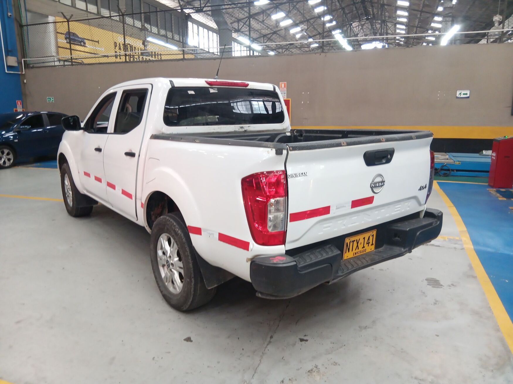 NISSAN FRONTIER 2025