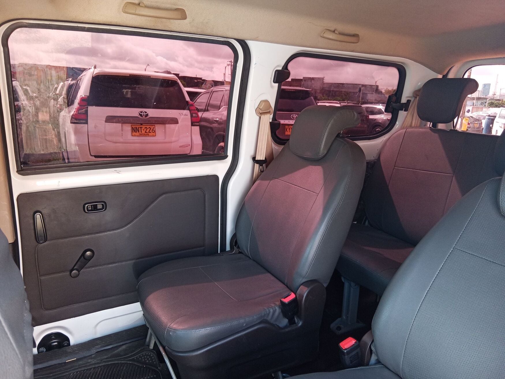 CHEVROLET N400 2023