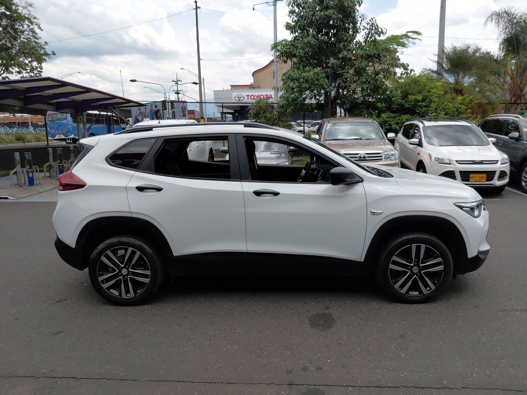 CHEVROLET TRACKER 2025