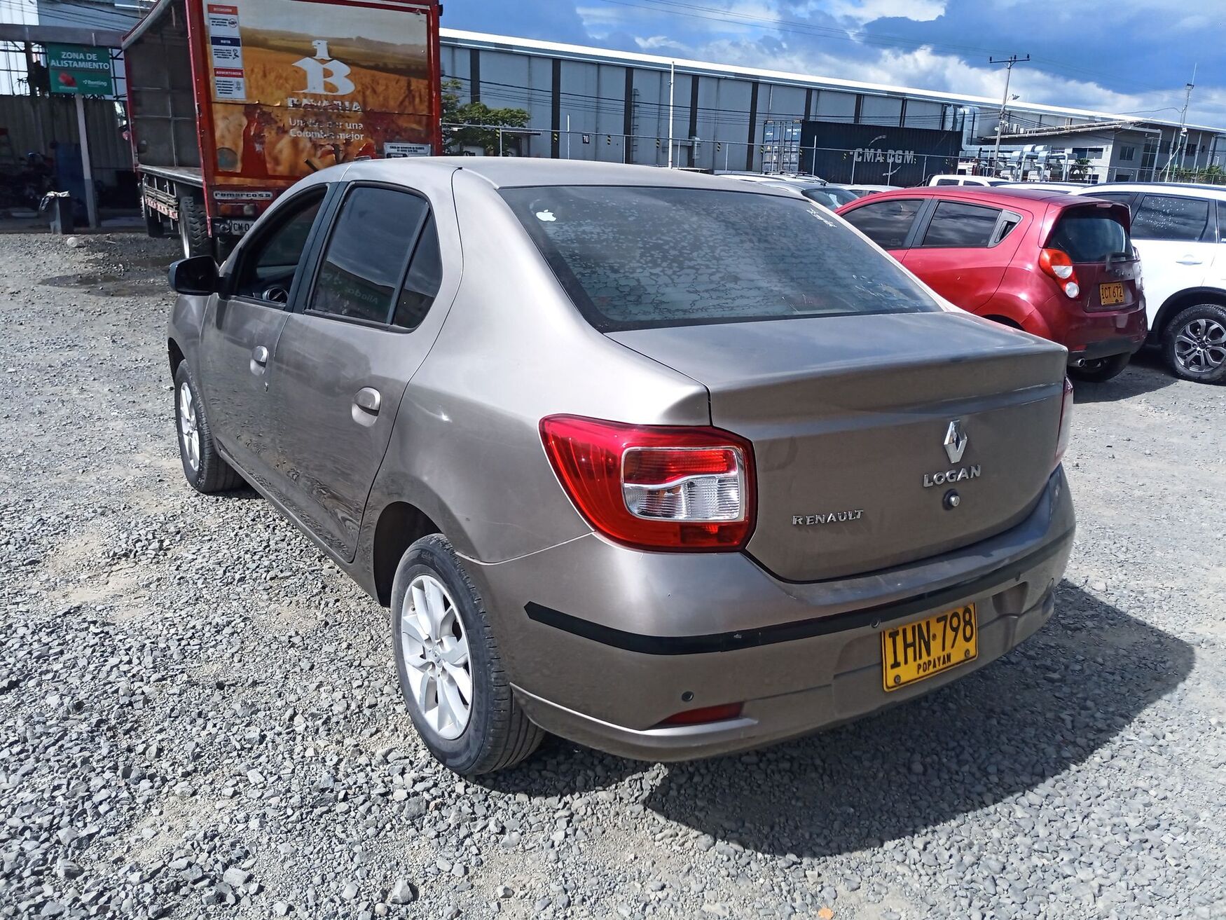 RENAULT LOGAN 2016