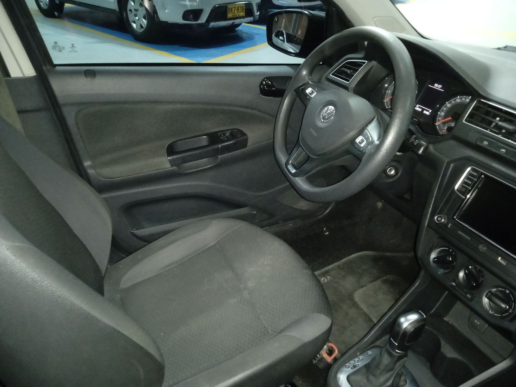 VOLKSWAGEN VOYAGE 2022