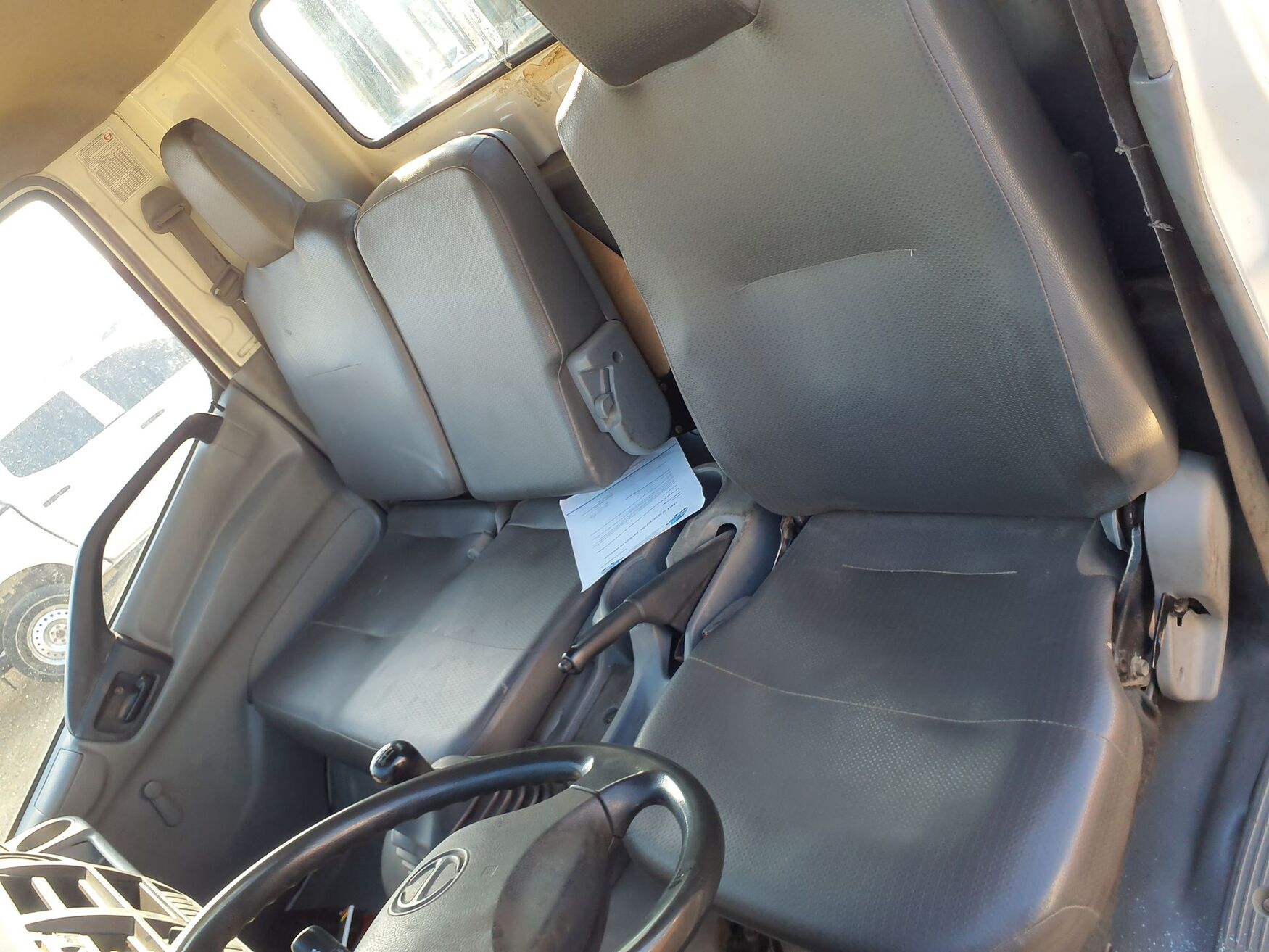 HINO DUTRO 2022
