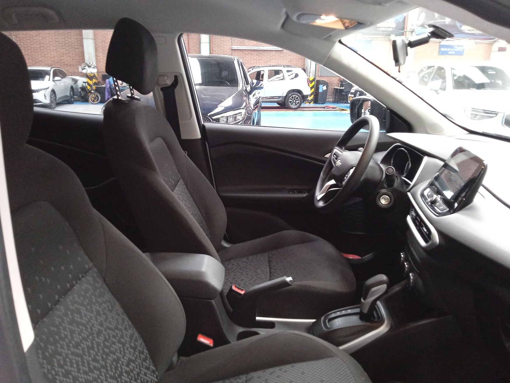 CHEVROLET TRACKER 2025
