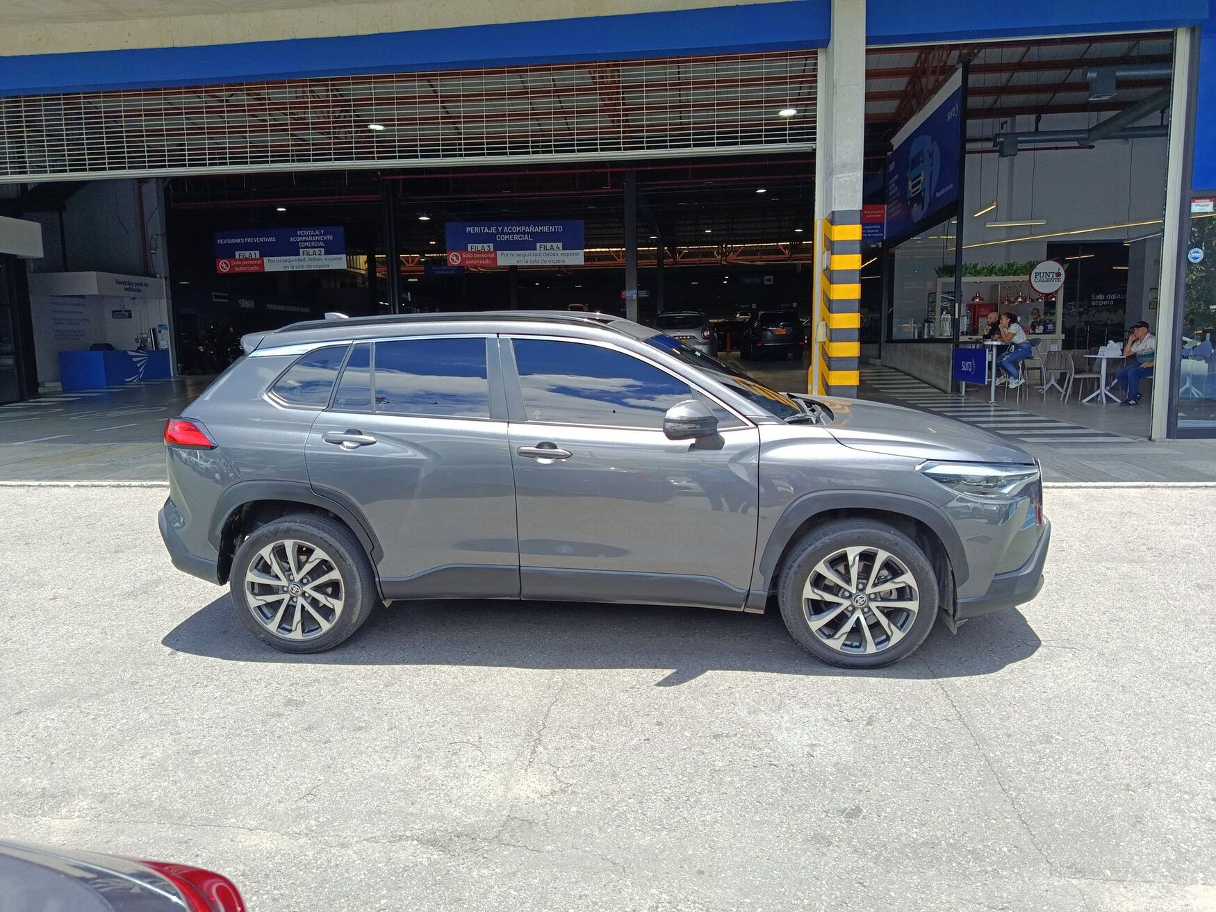 TOYOTA COROLLA CROSS 2023