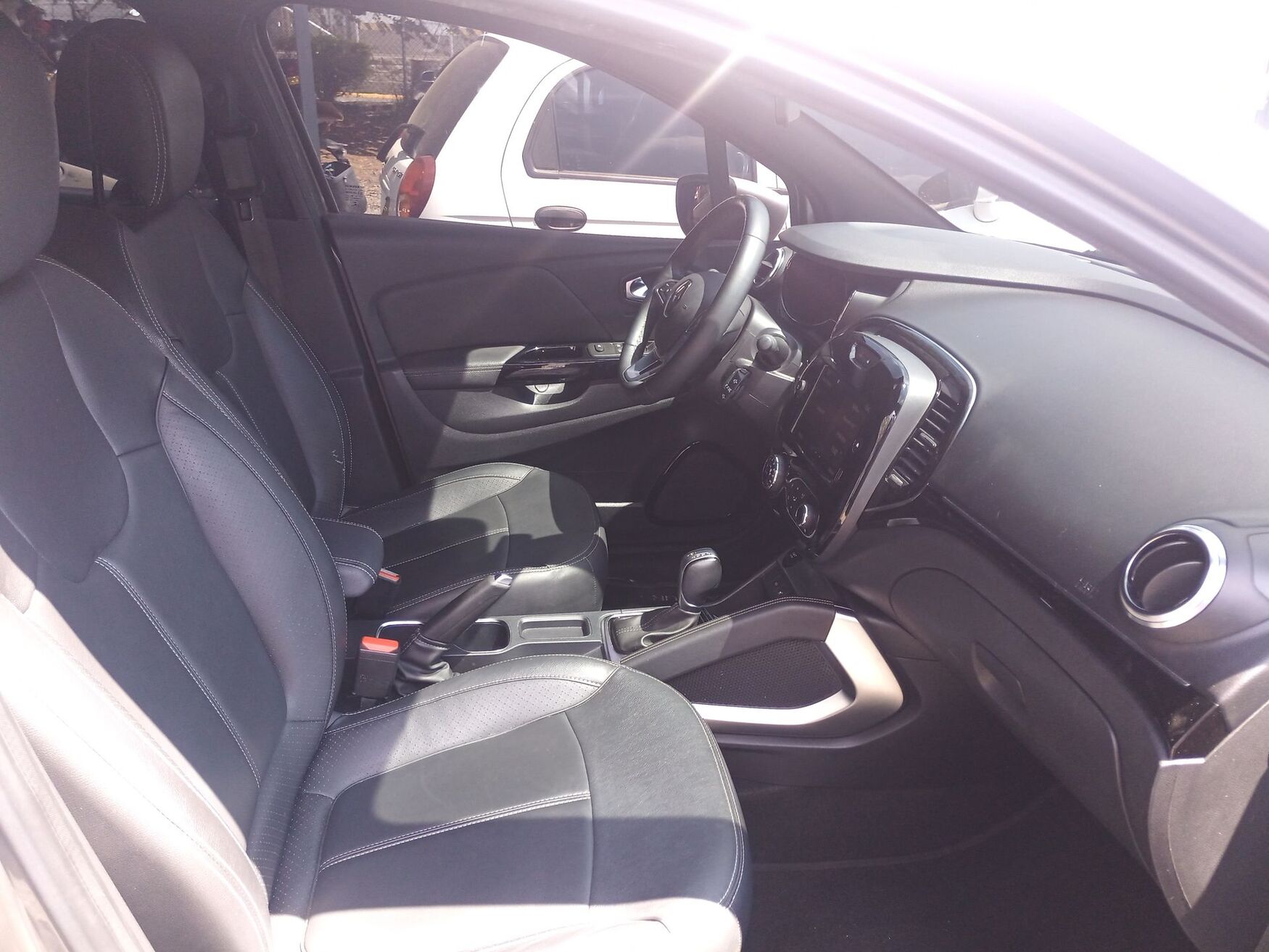 RENAULT CAPTUR 2023