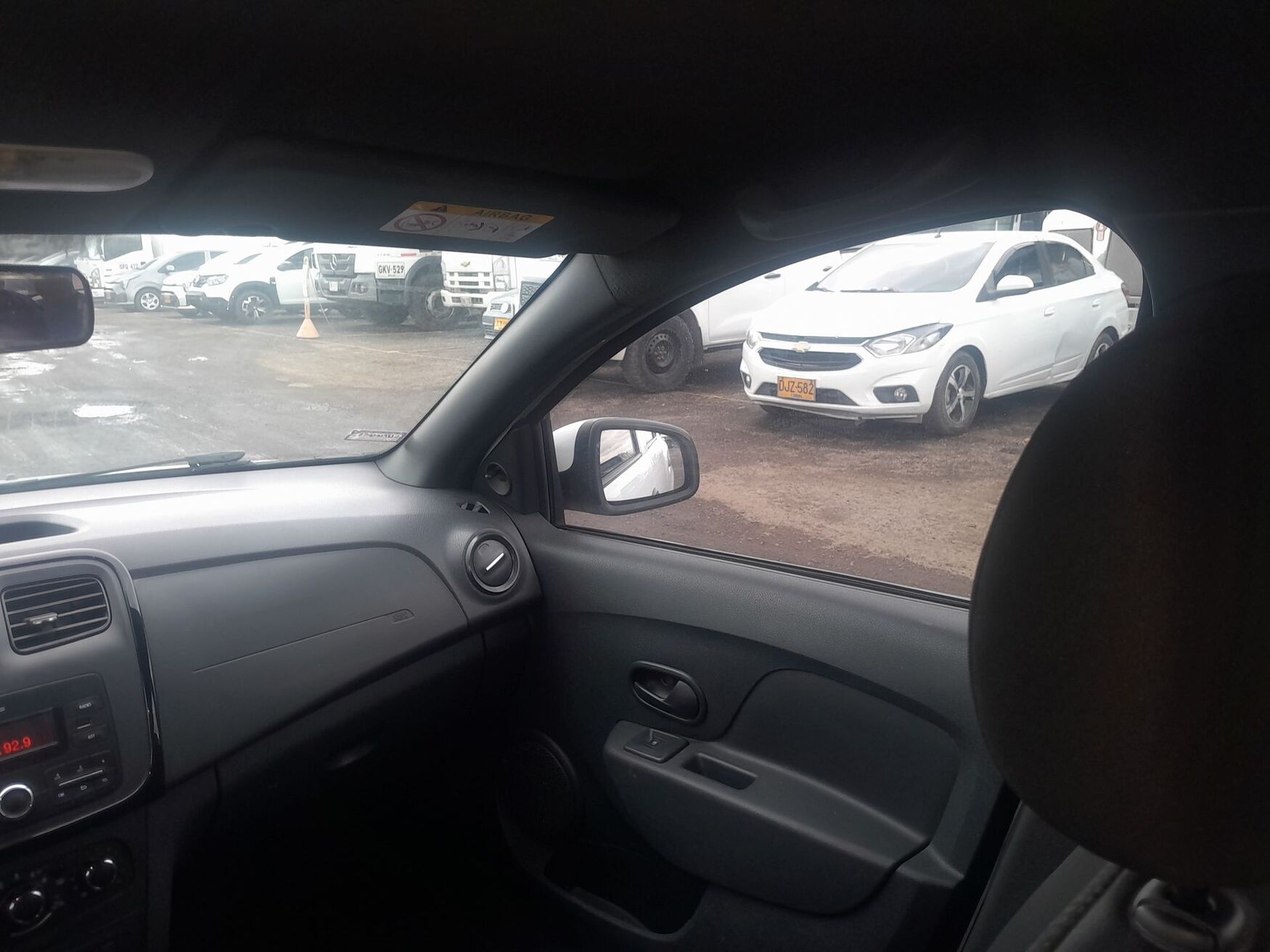 RENAULT SANDERO 2021
