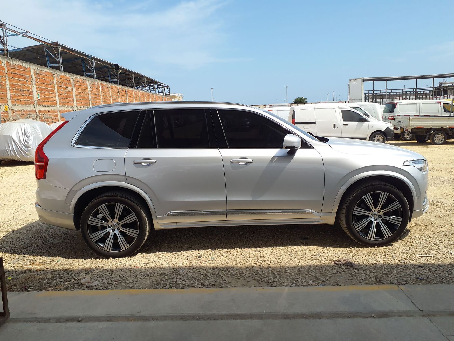VOLVO XC90 2022