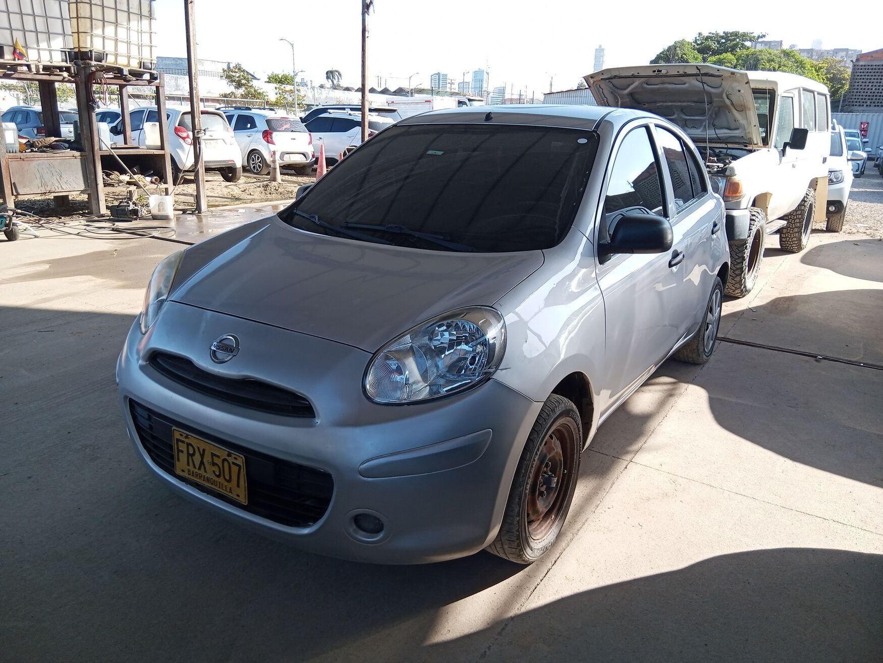 NISSAN MARCH 2019