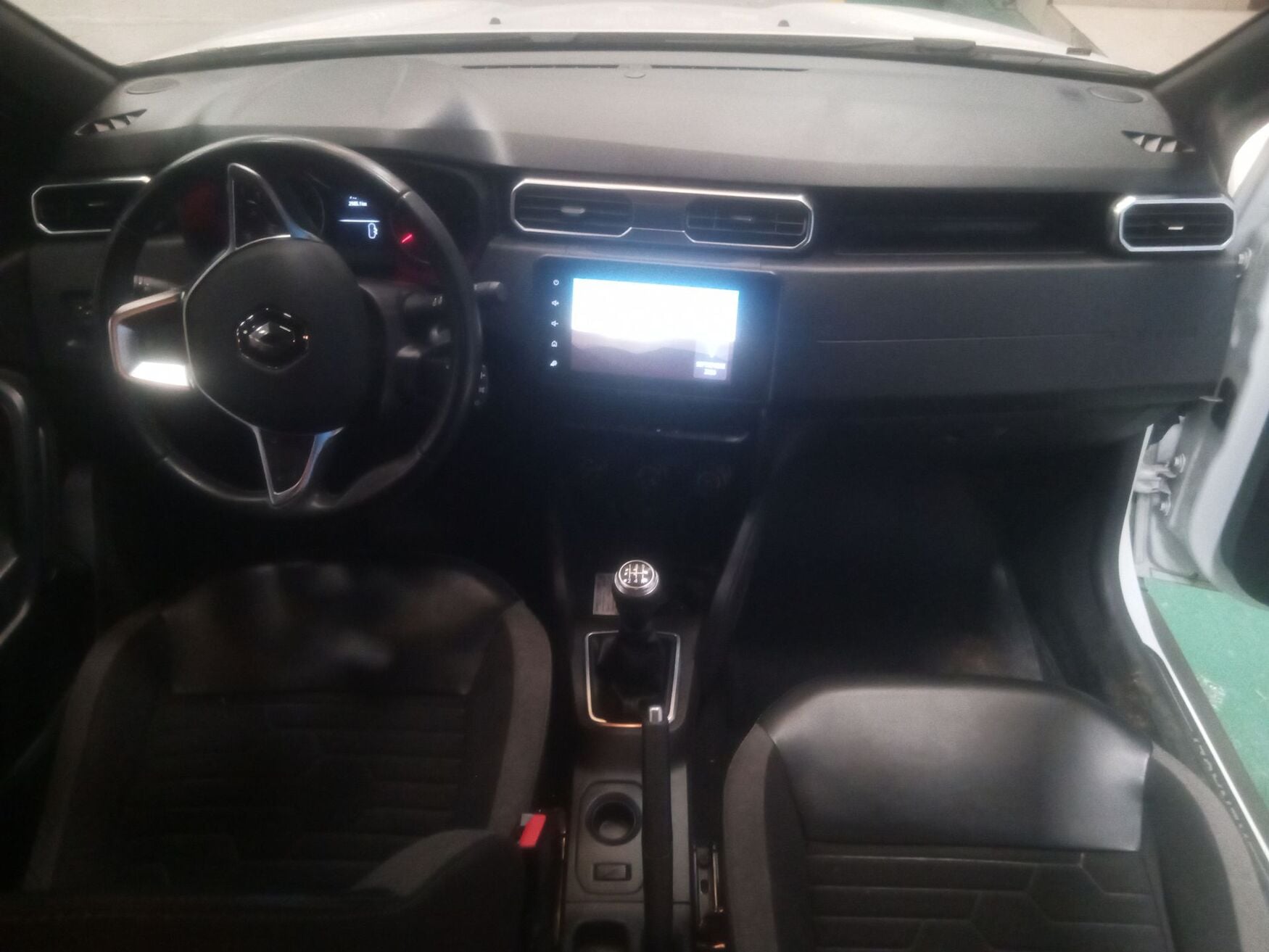 RENAULT DUSTER 2024