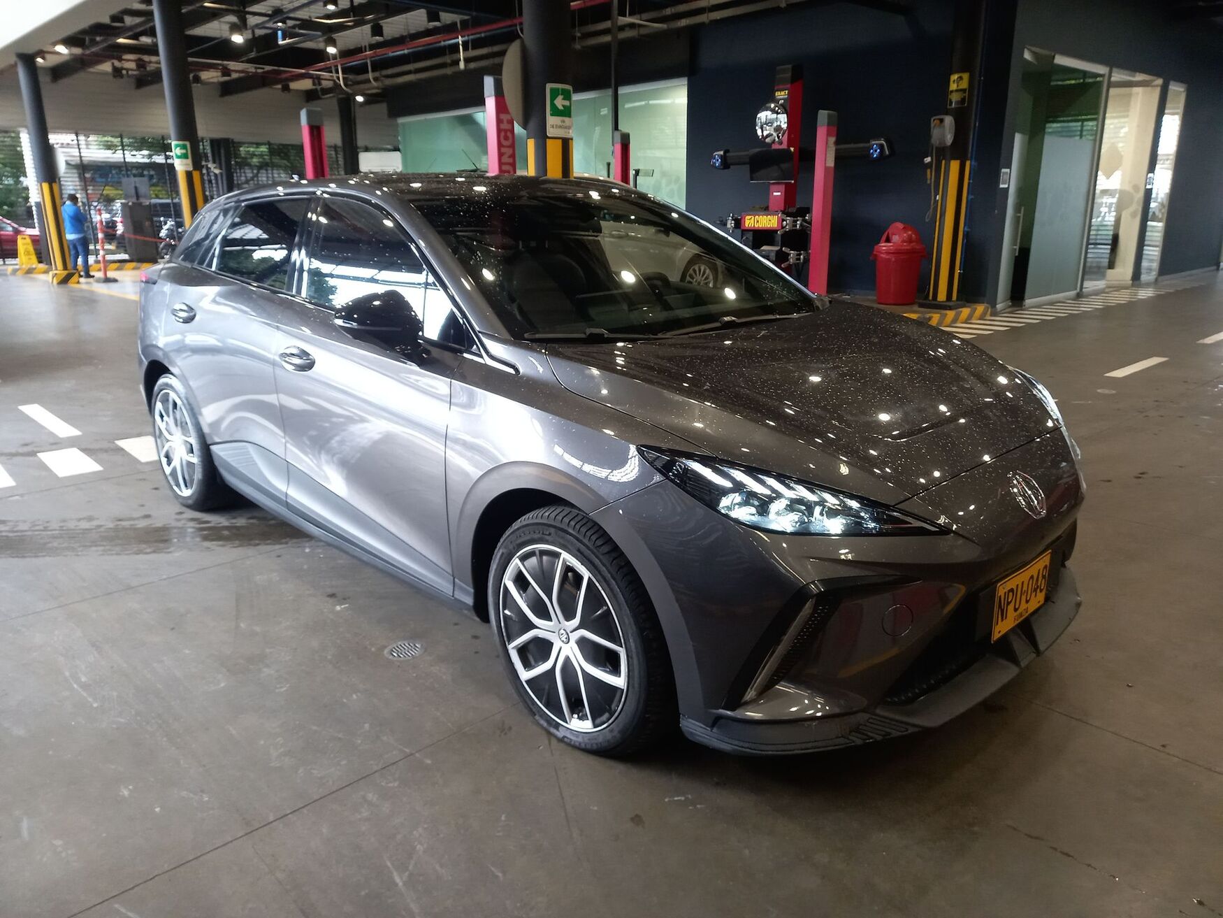 MG CROSS 2025