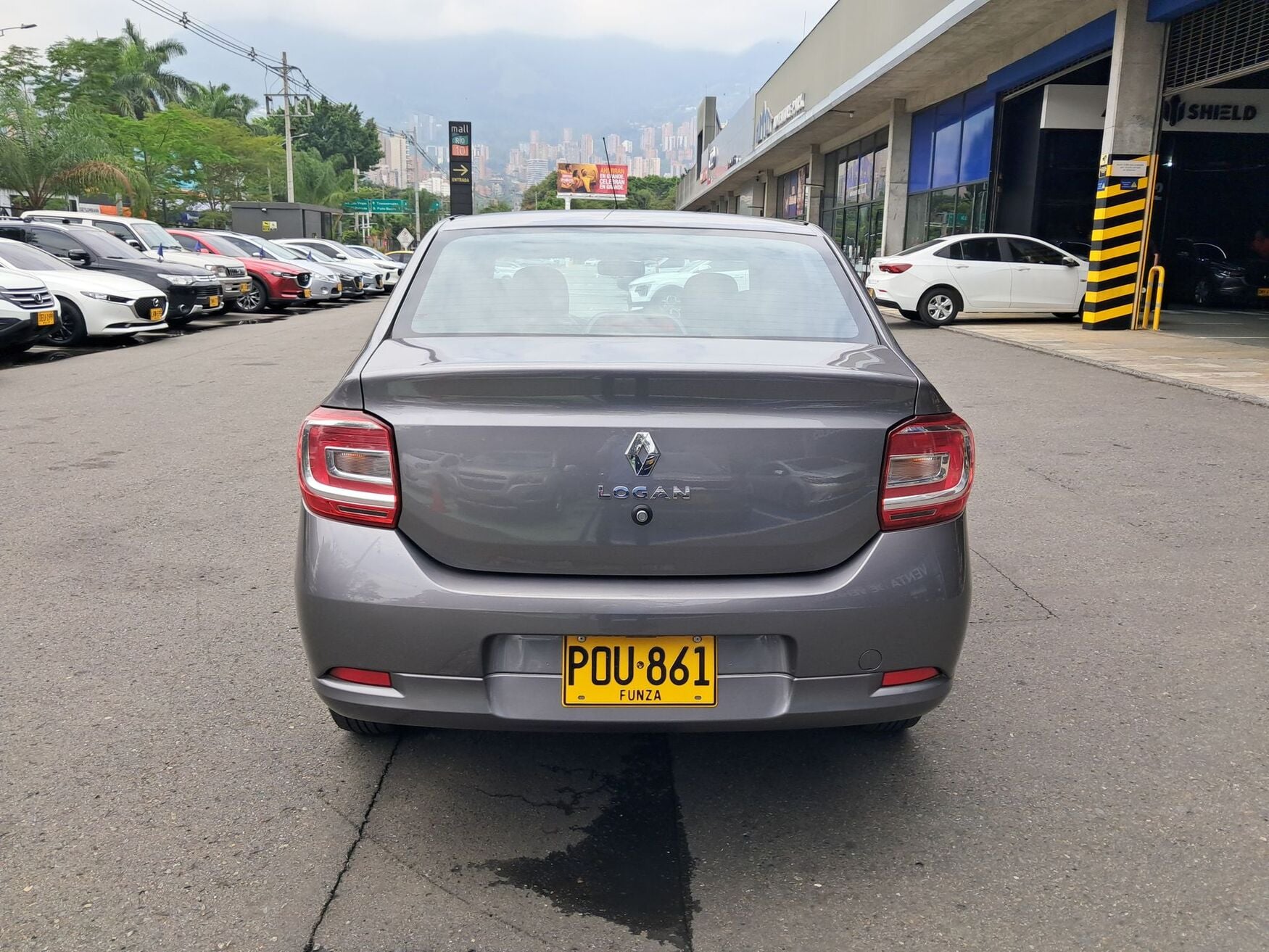 RENAULT LOGAN 2026