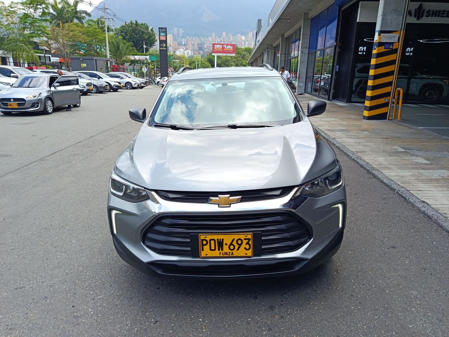 CHEVROLET TRACKER 2025