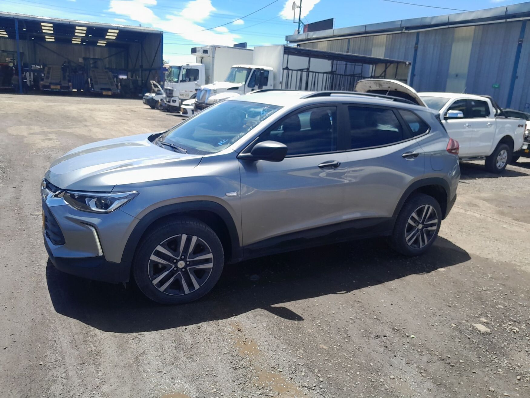 CHEVROLET TRACKER 2025