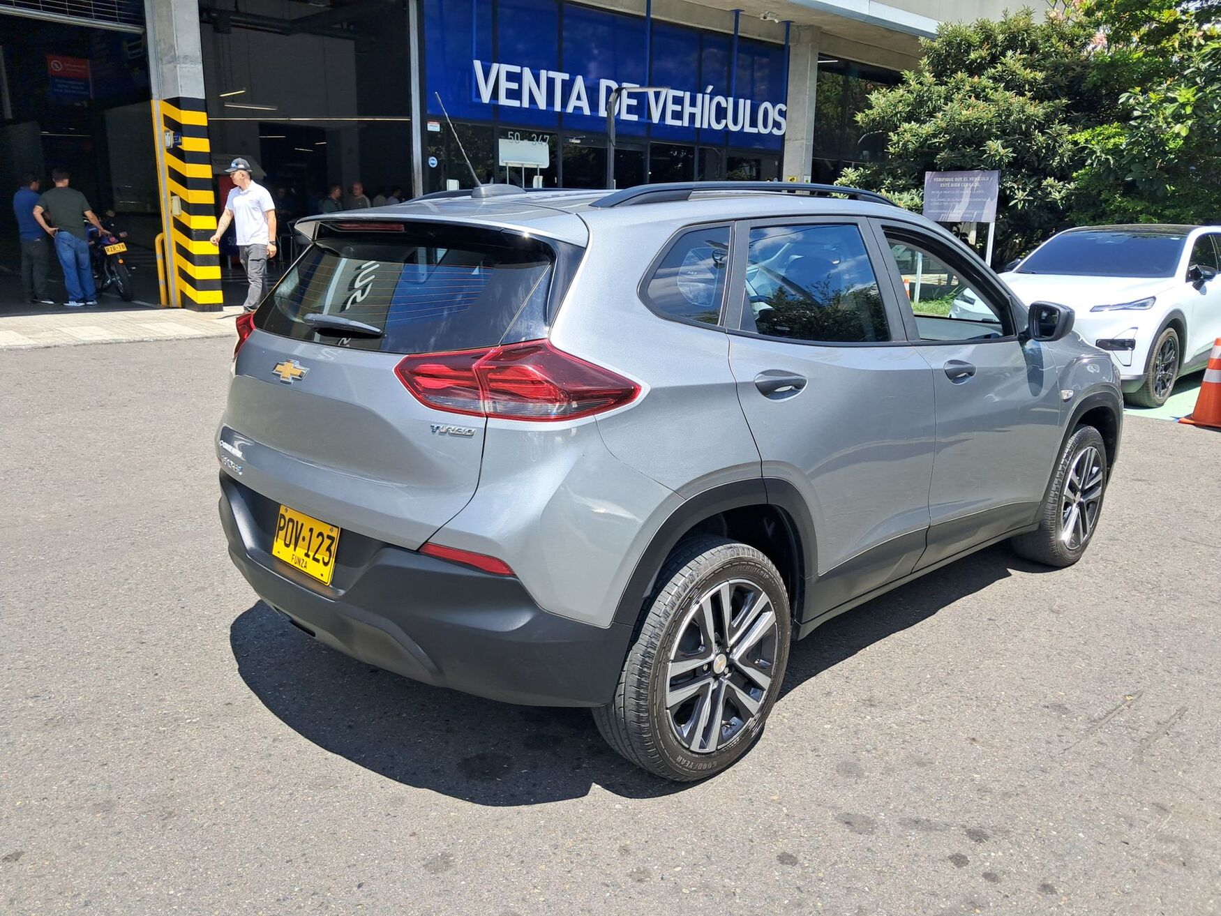 CHEVROLET TRACKER 2025