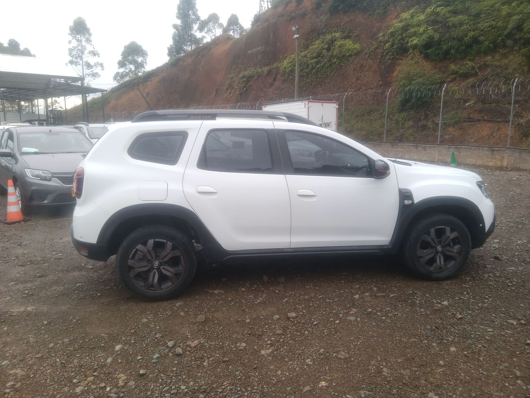 RENAULT DUSTER 2025
