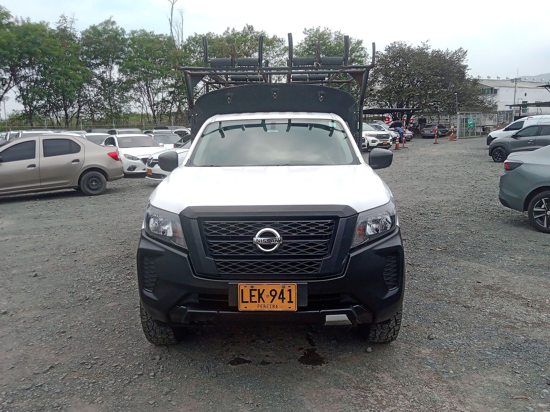 NISSAN FRONTIER 2022