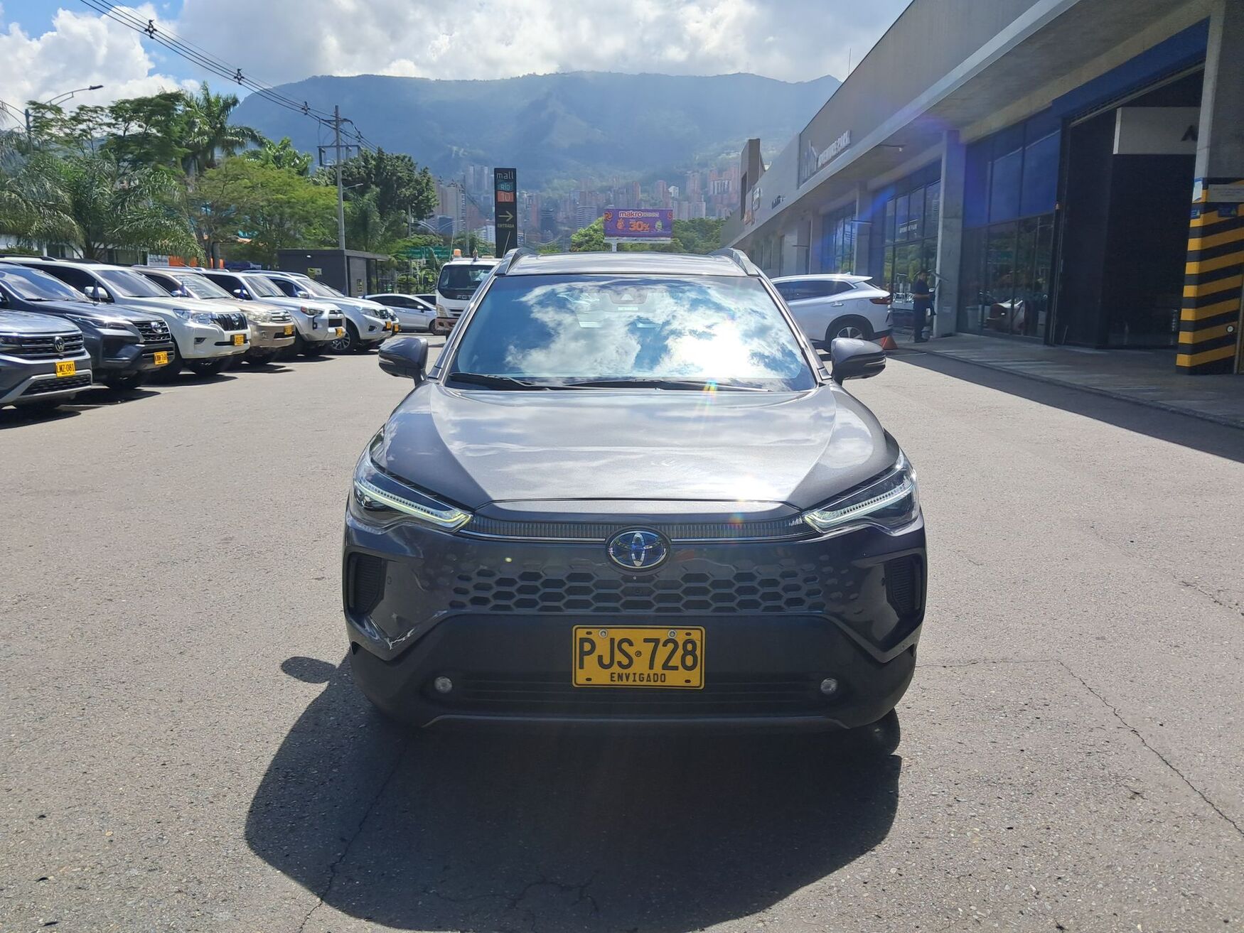 TOYOTA COROLLA CROSS 2026