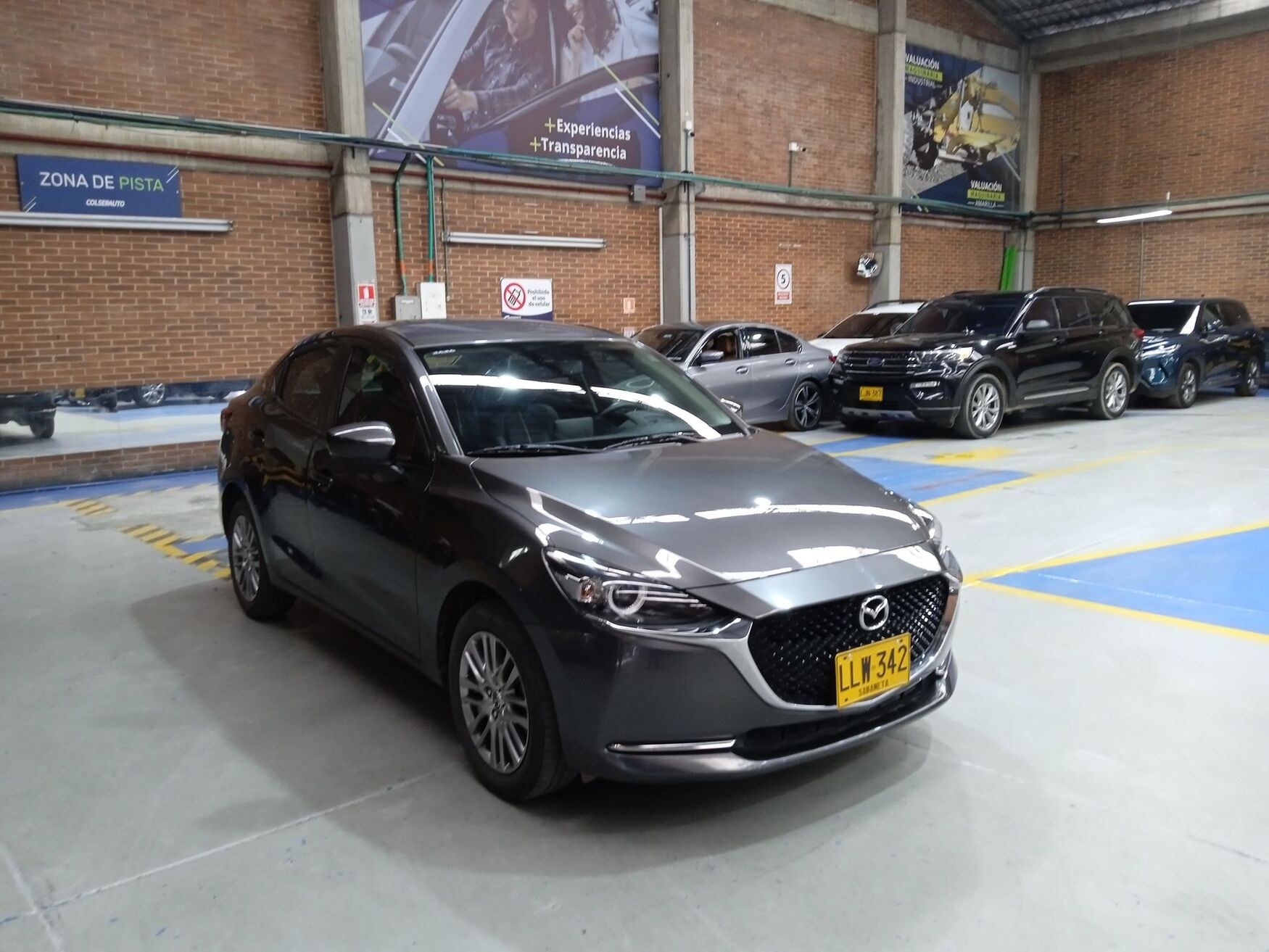 MAZDA 2 2023