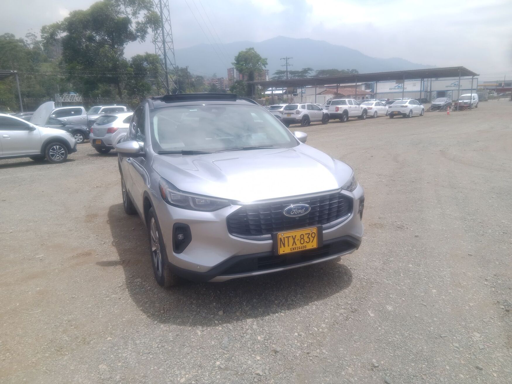 FORD ESCAPE 2024