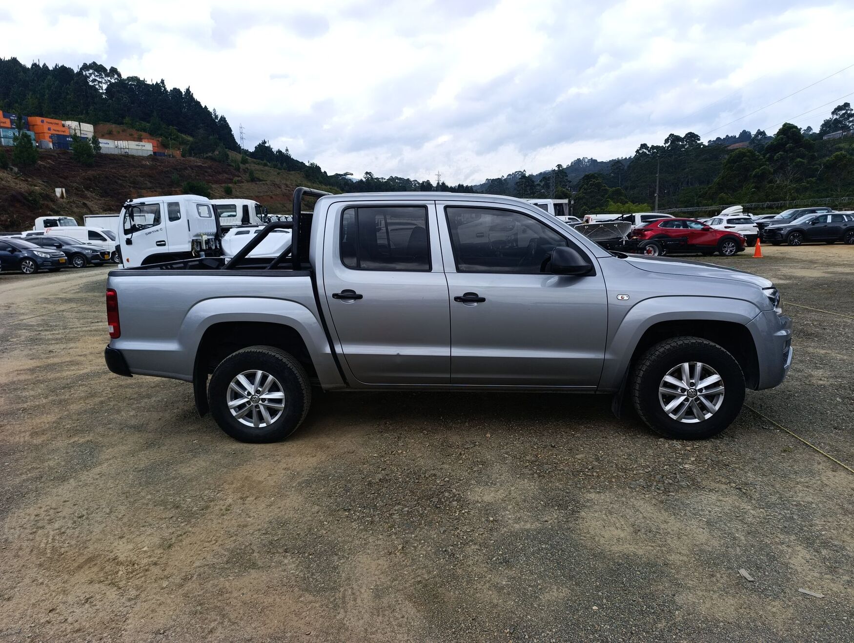 VOLKSWAGEN AMAROK 2023