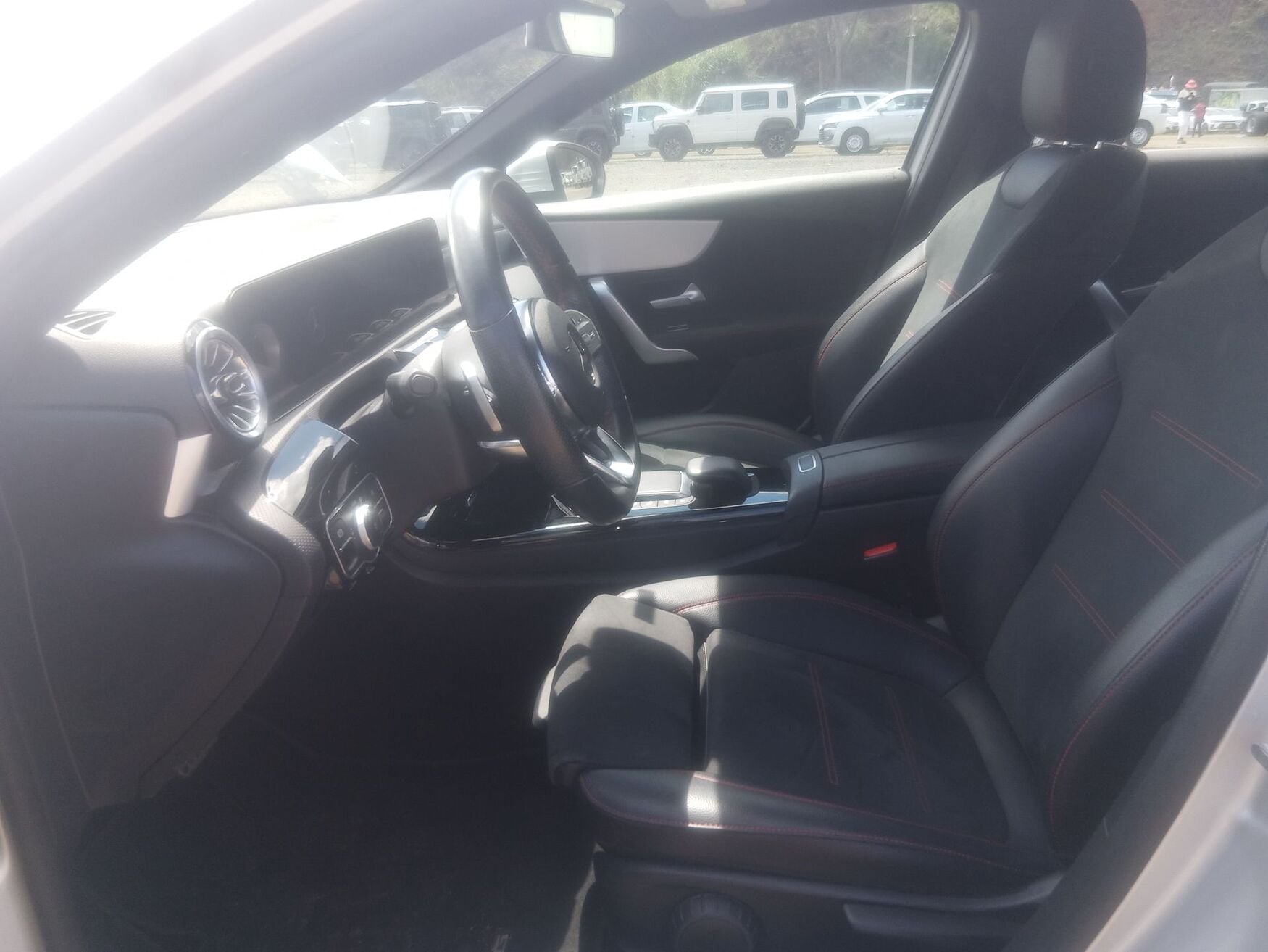 MERCEDES-BENZ A200 2022