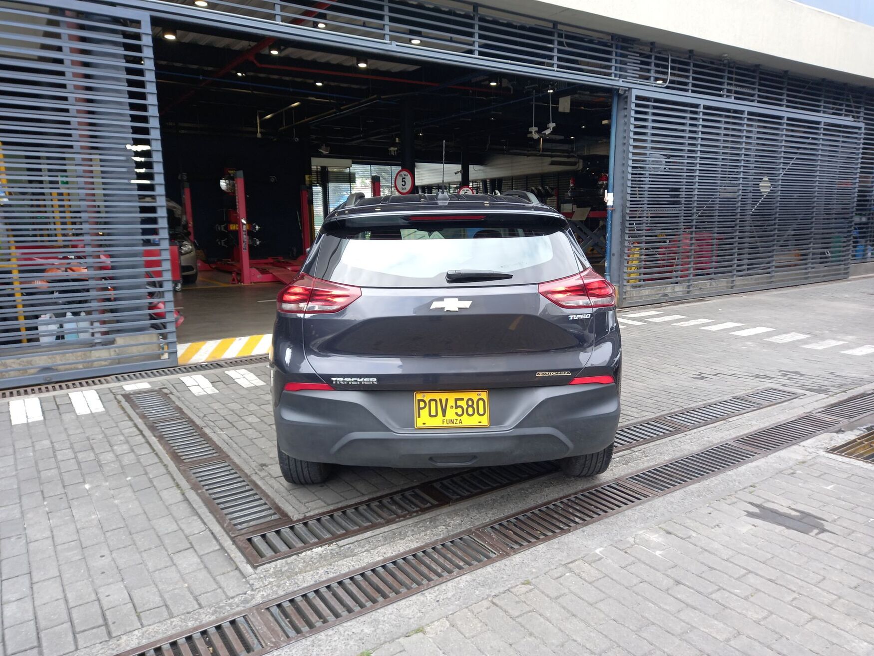 CHEVROLET TRACKER 2025