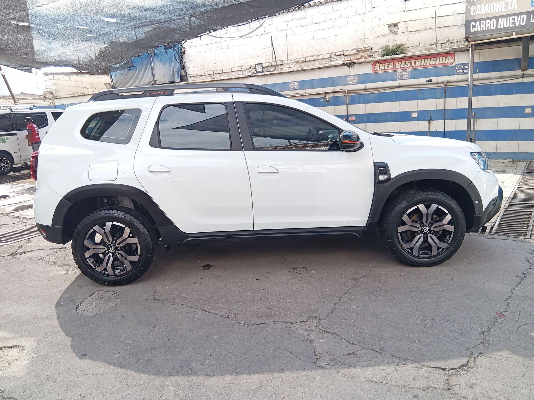 RENAULT DUSTER 2025