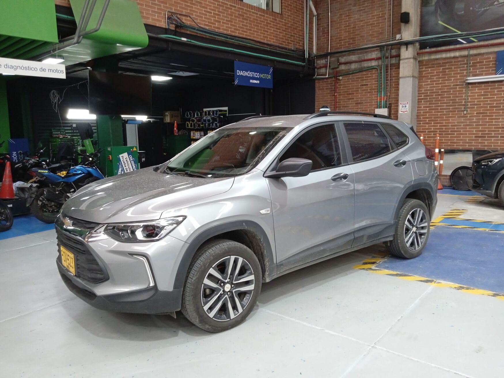 CHEVROLET TRACKER 2025