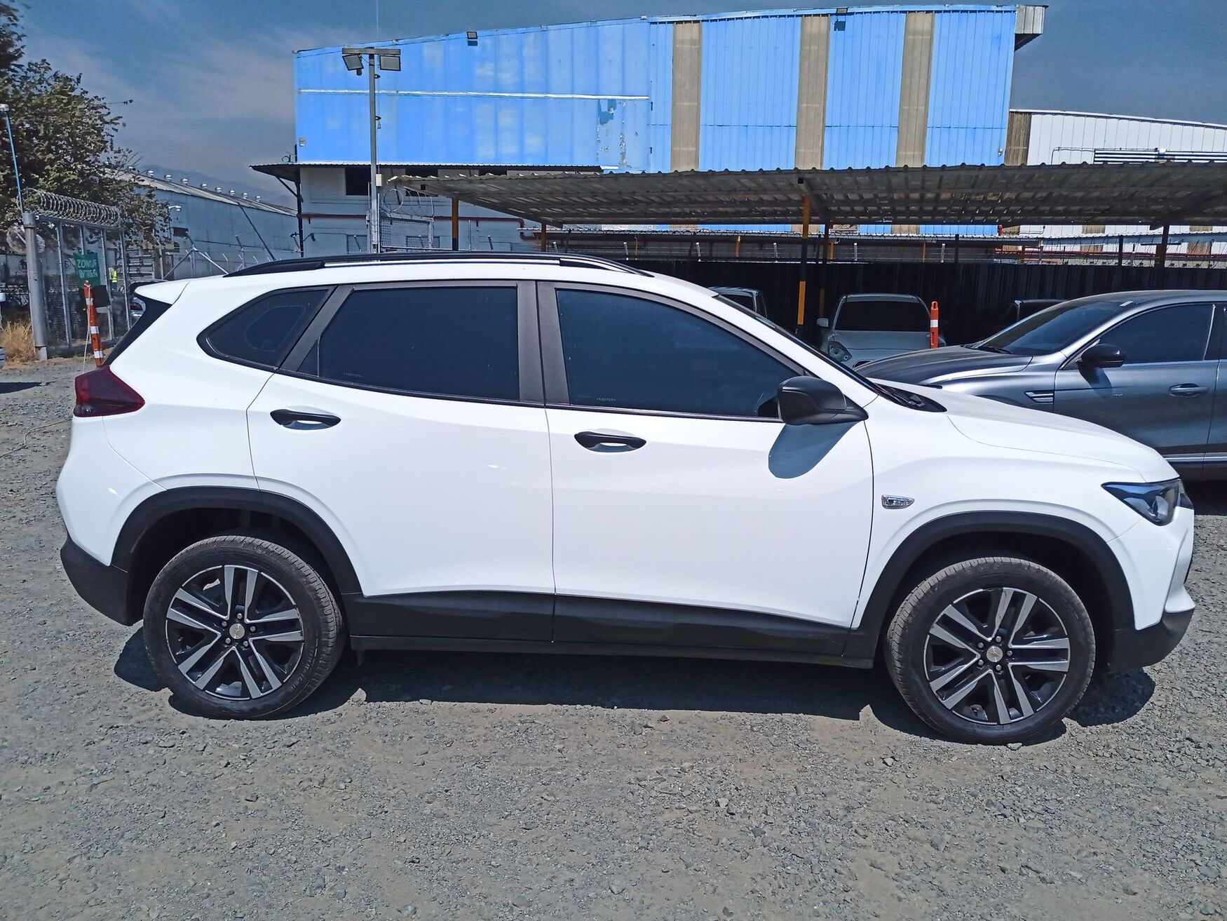 CHEVROLET TRACKER 2025