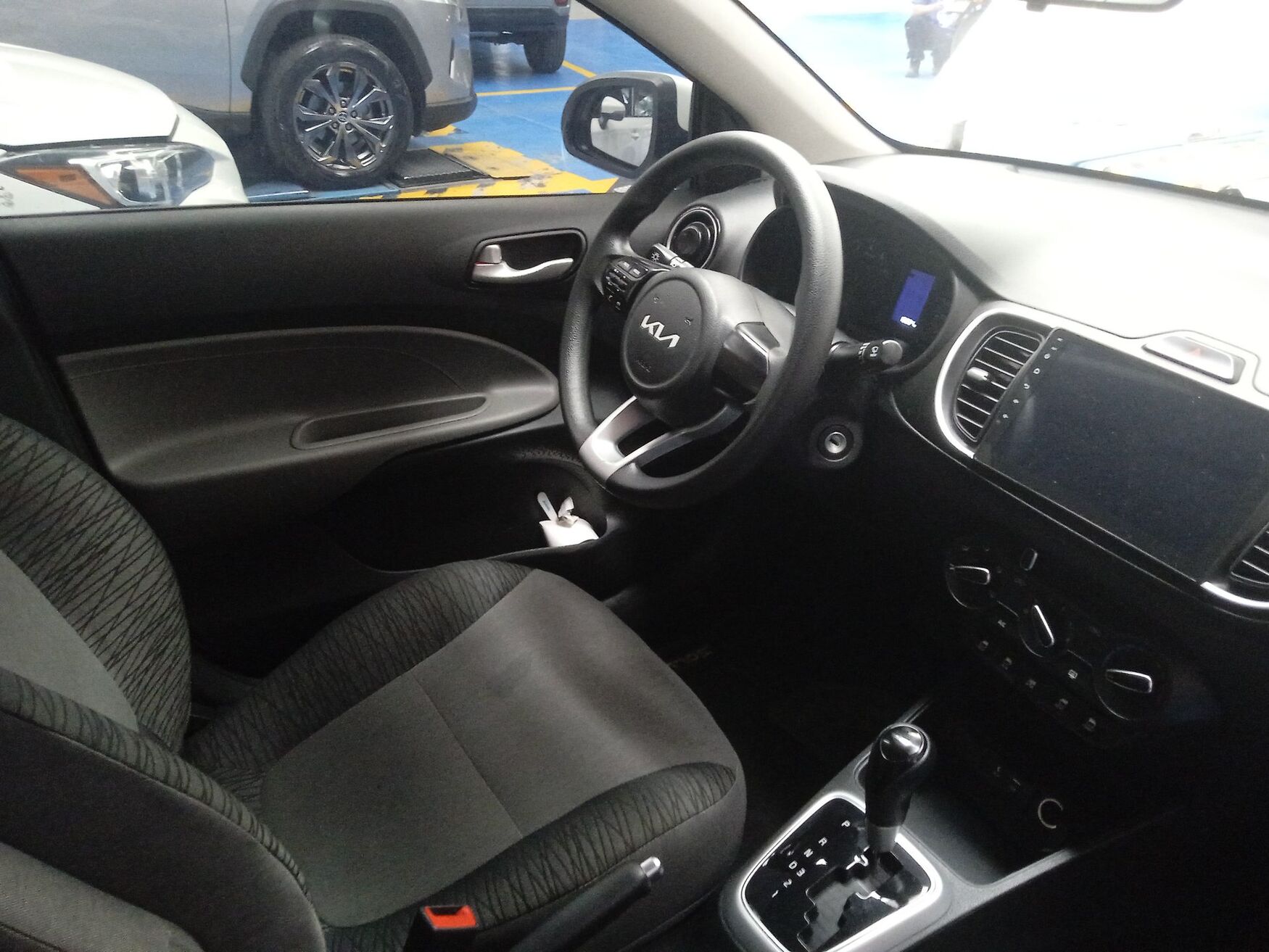 KIA SOLUTO 2025