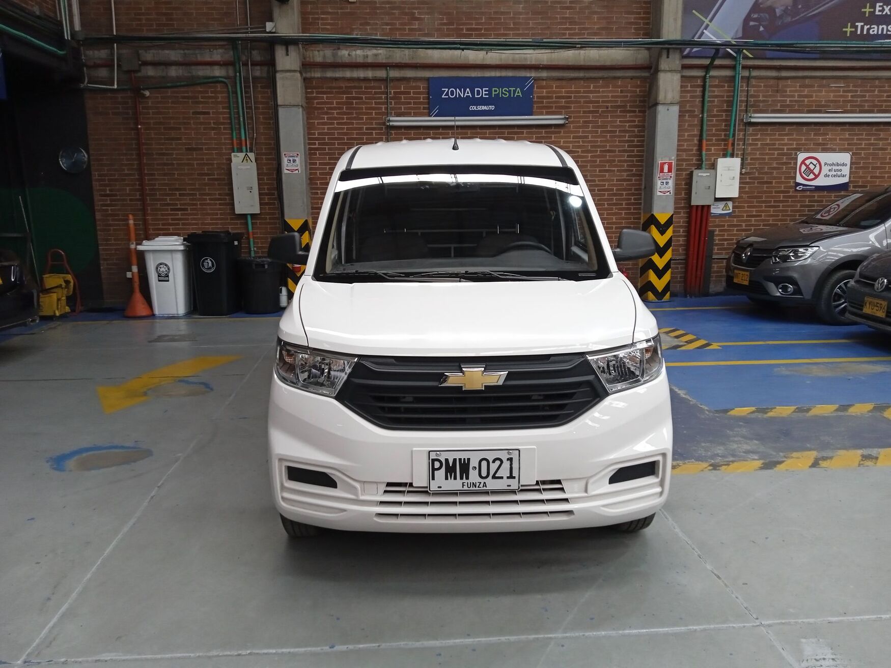 CHEVROLET N400 2025