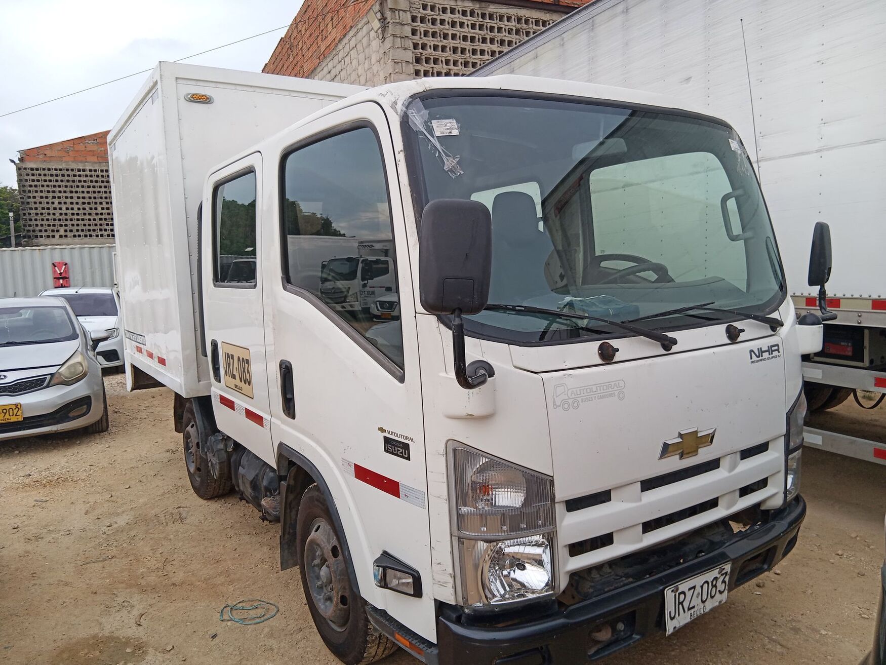 CHEVROLET NHR DOBLE 2021