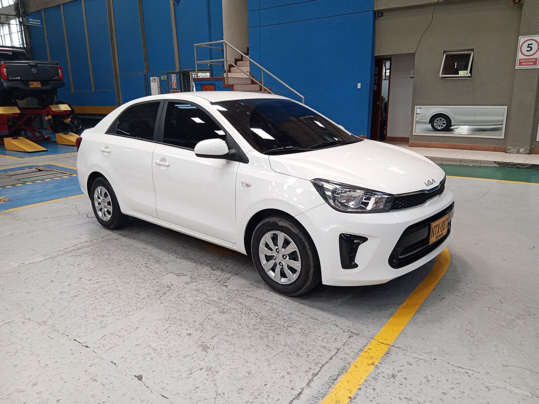 KIA SOLUTO 2025