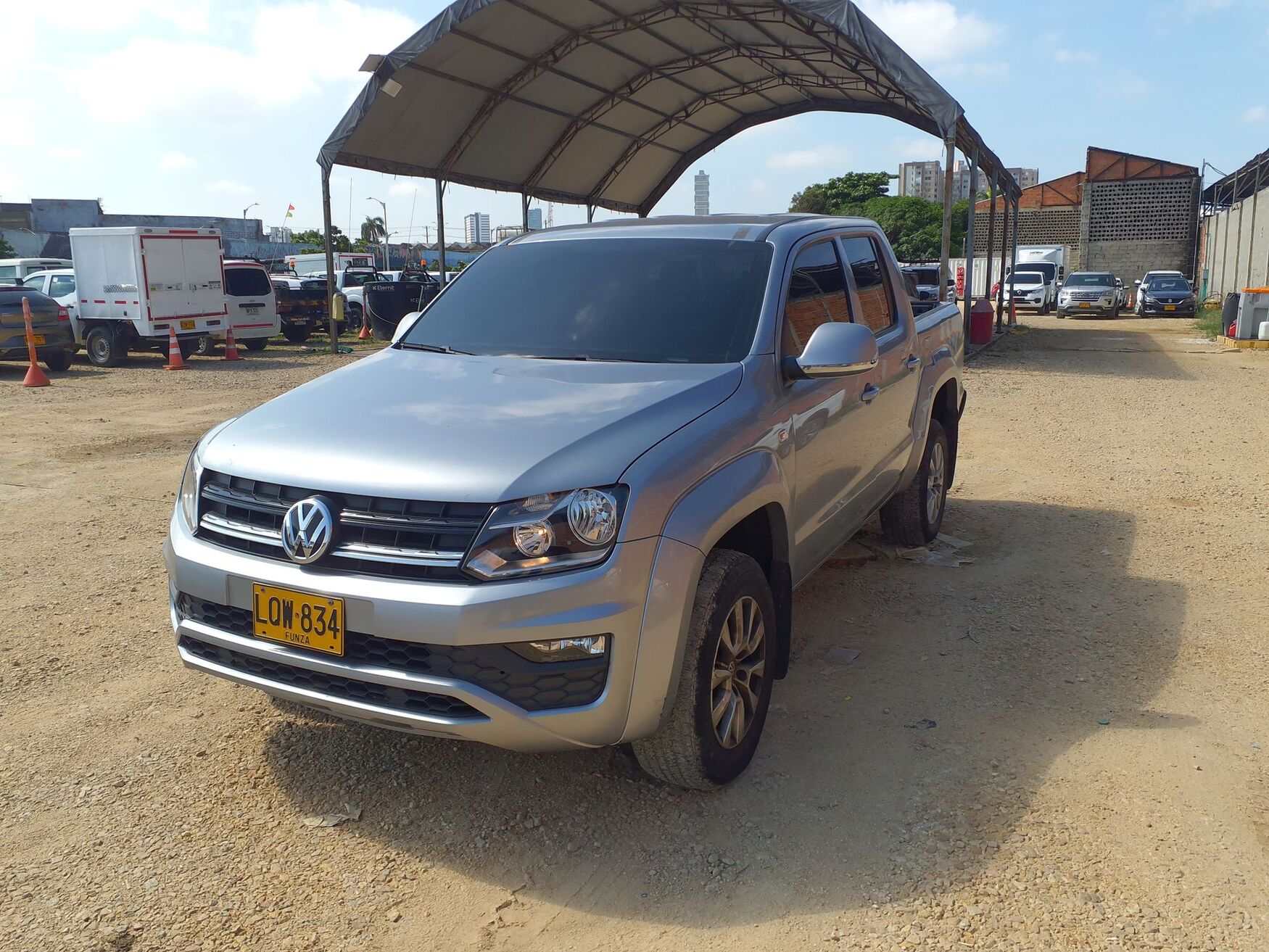 VOLKSWAGEN AMAROK 2022