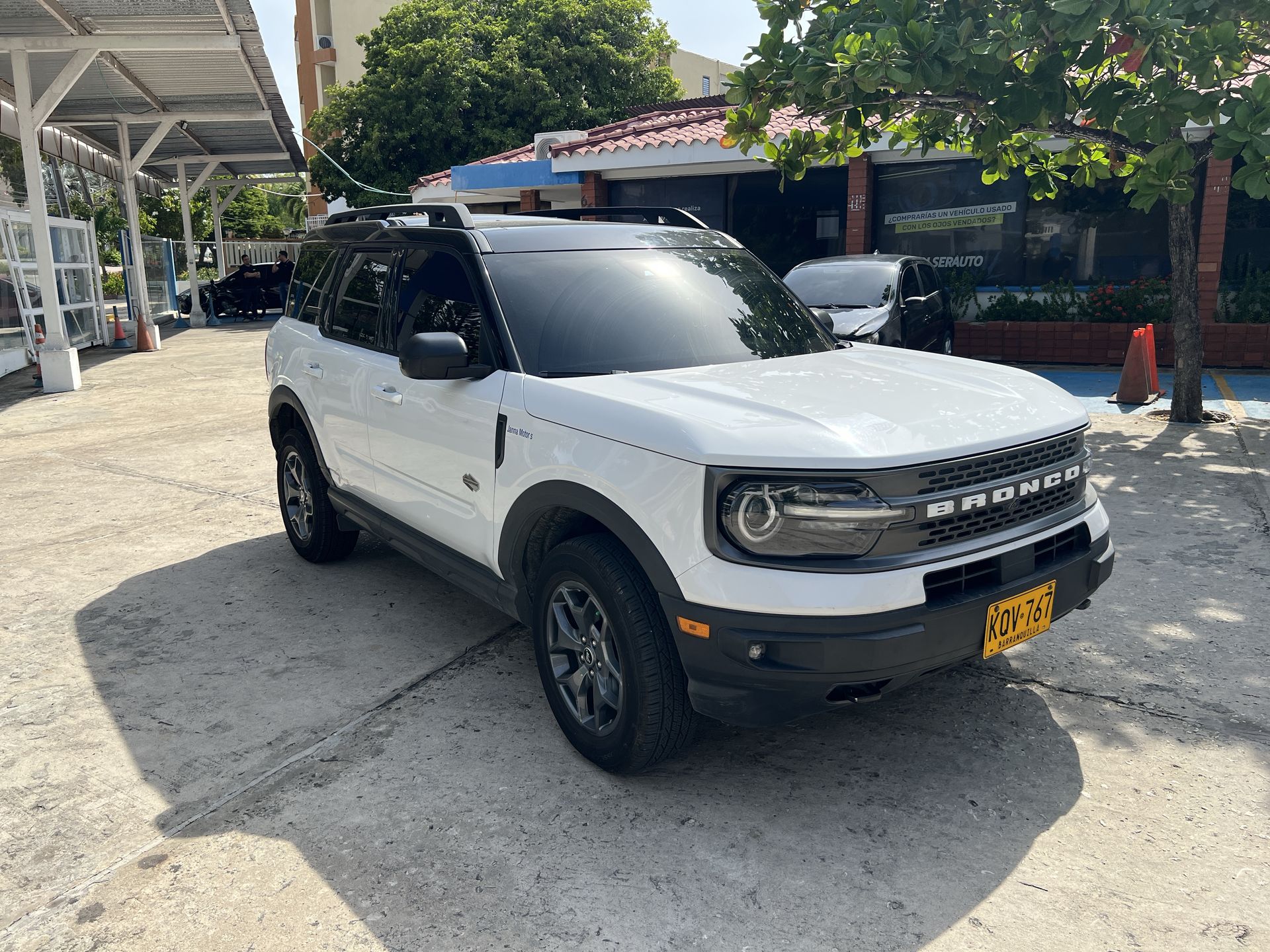FORD BRONCO 2021