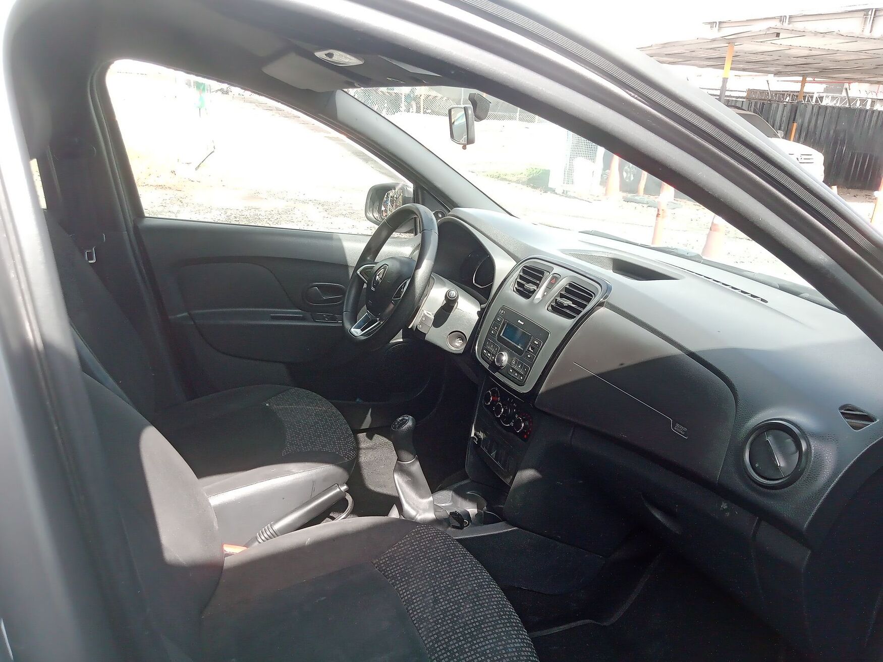 RENAULT SANDERO 2021