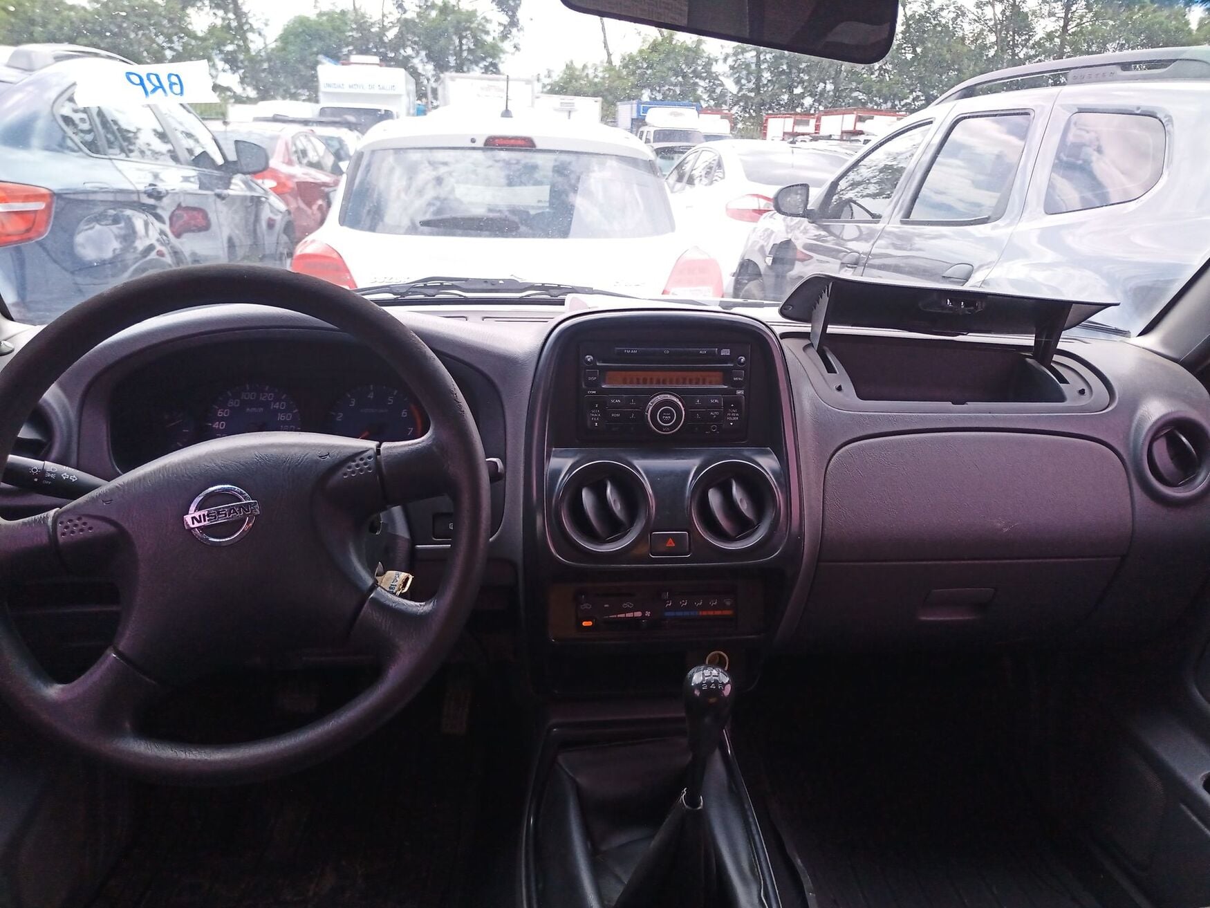 NISSAN NP300FRONTIER 2015