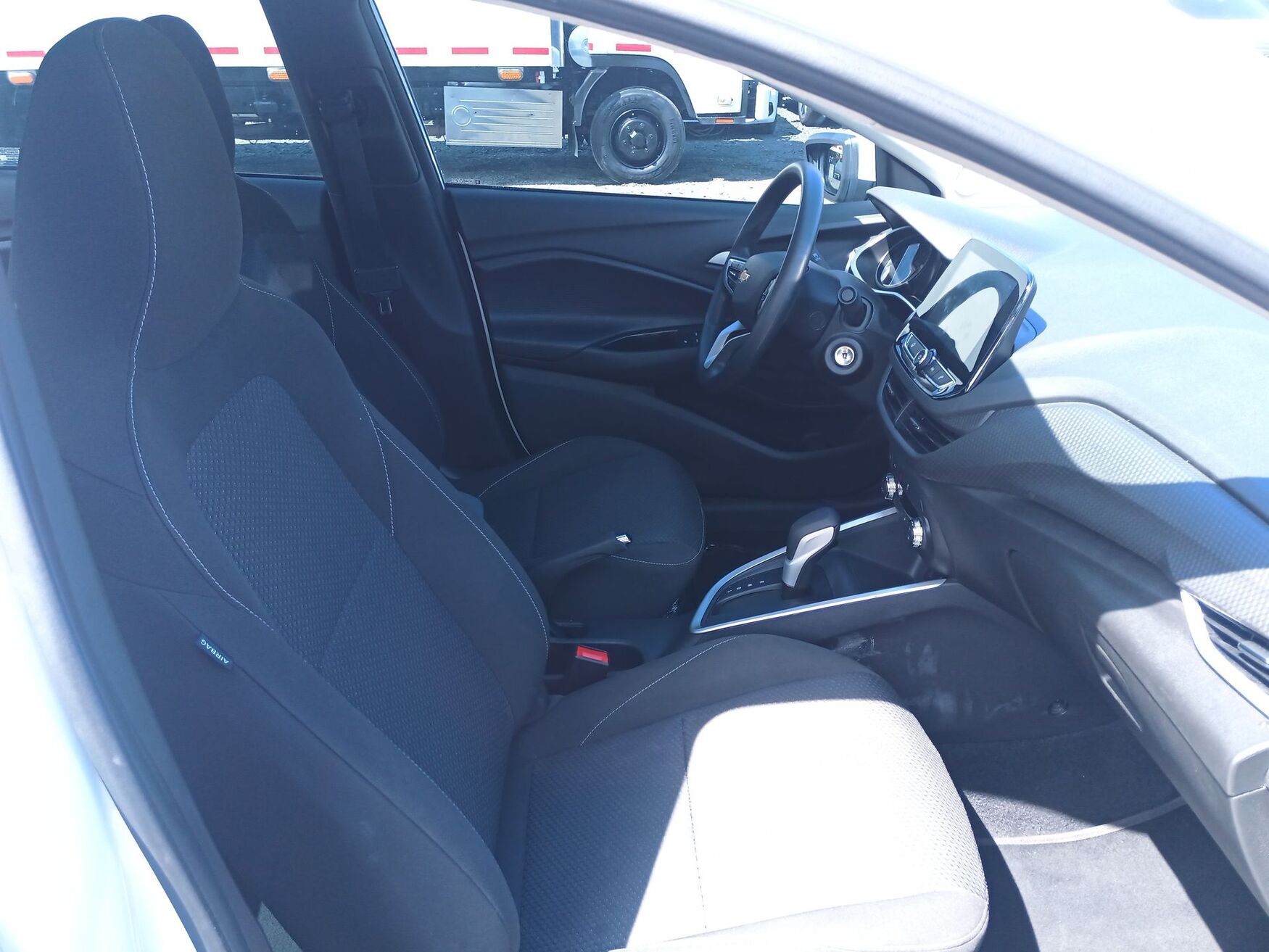 CHEVROLET ONIX 2025