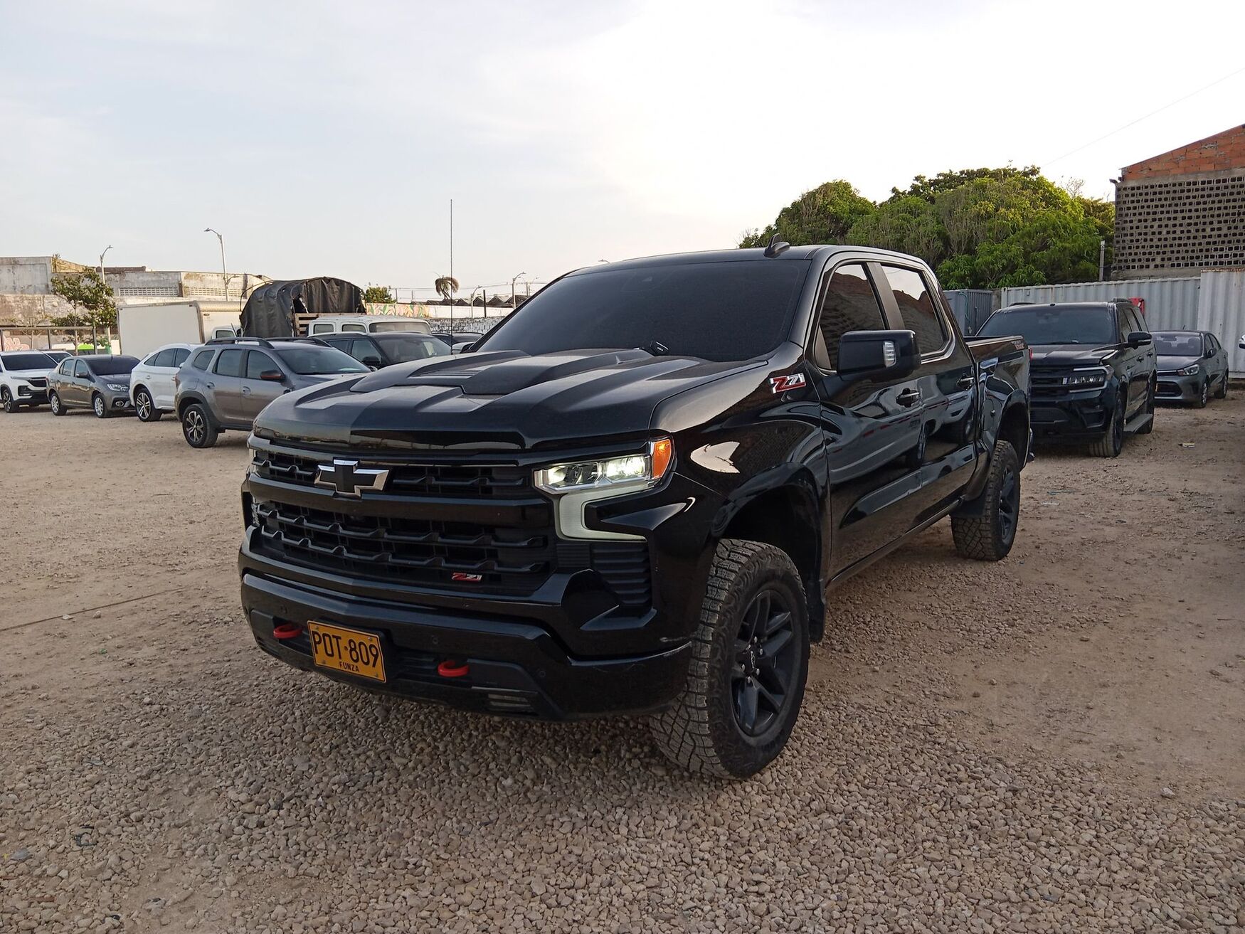 CHEVROLET SILVERADO 2025
