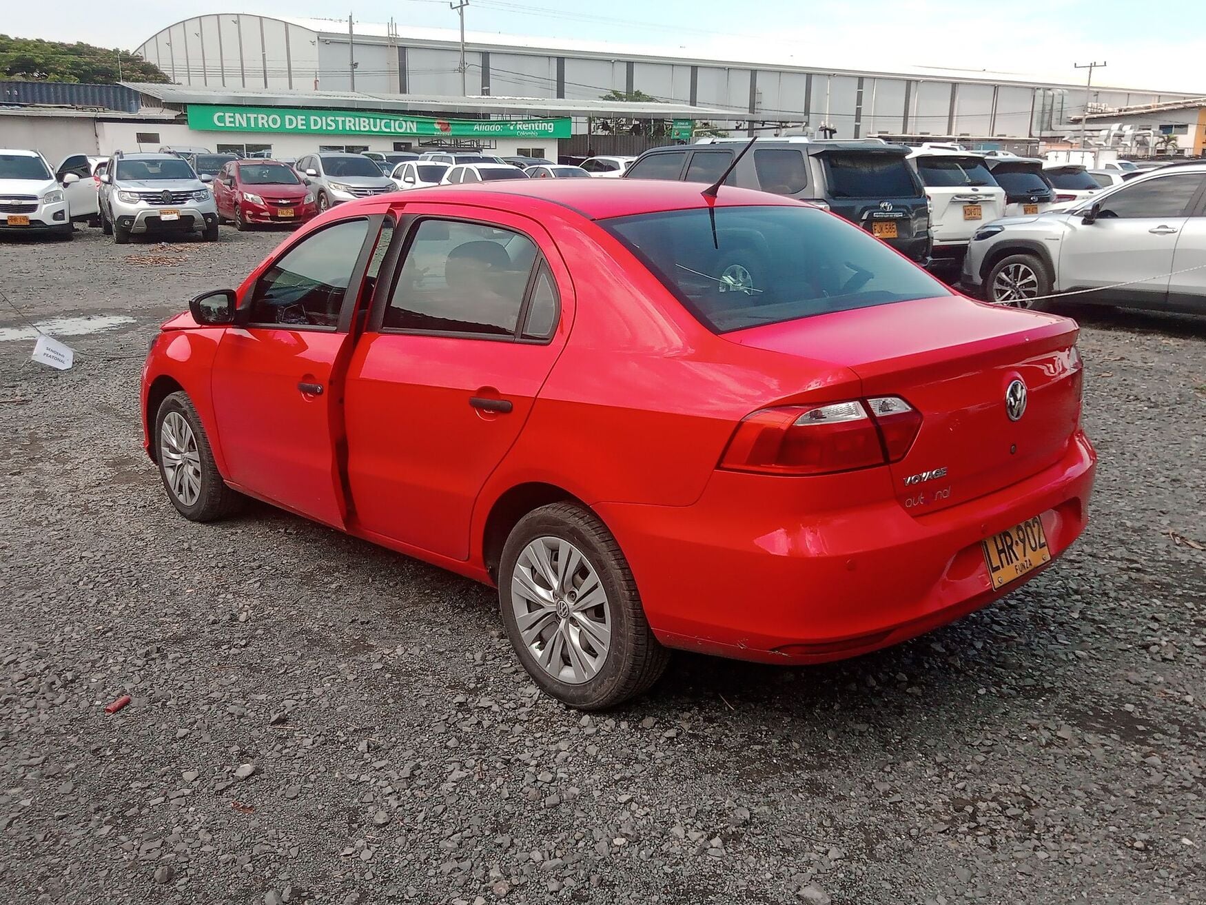 VOLKSWAGEN VOYAGE 2022