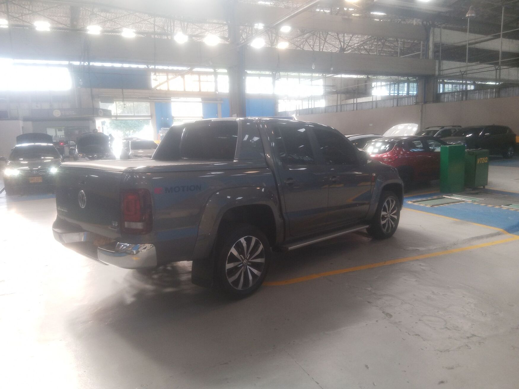 VOLKSWAGEN AMAROK 2021