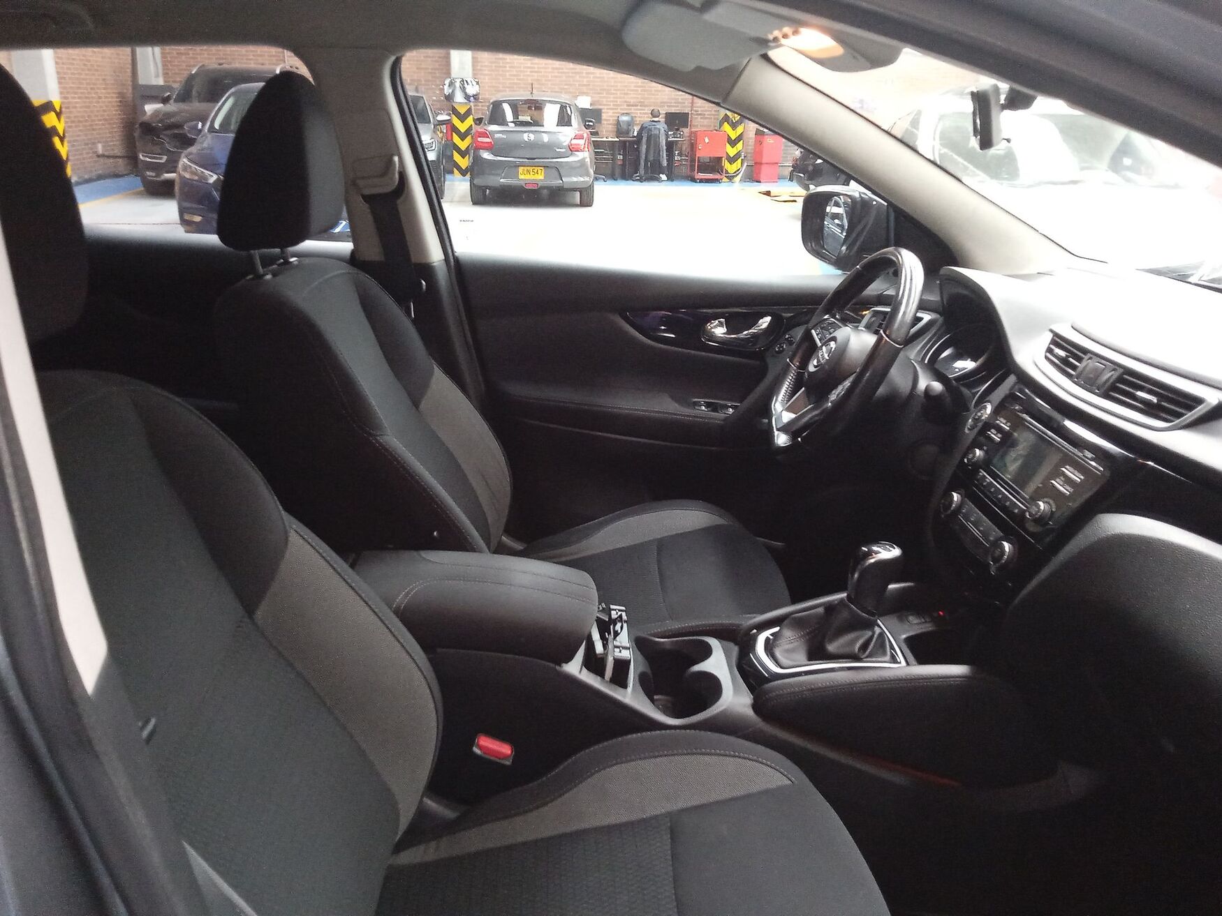NISSAN QASHQAI 2019