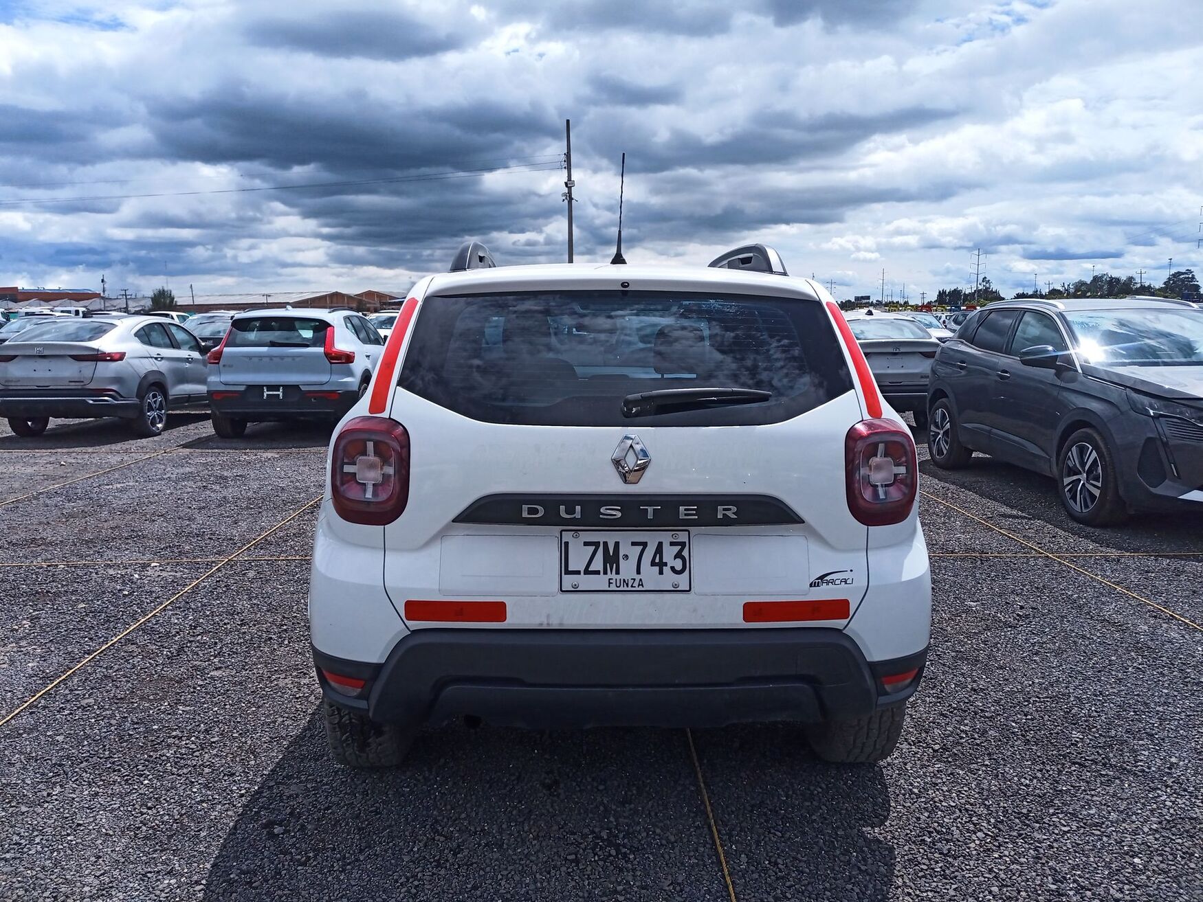 RENAULT DUSTER 2023
