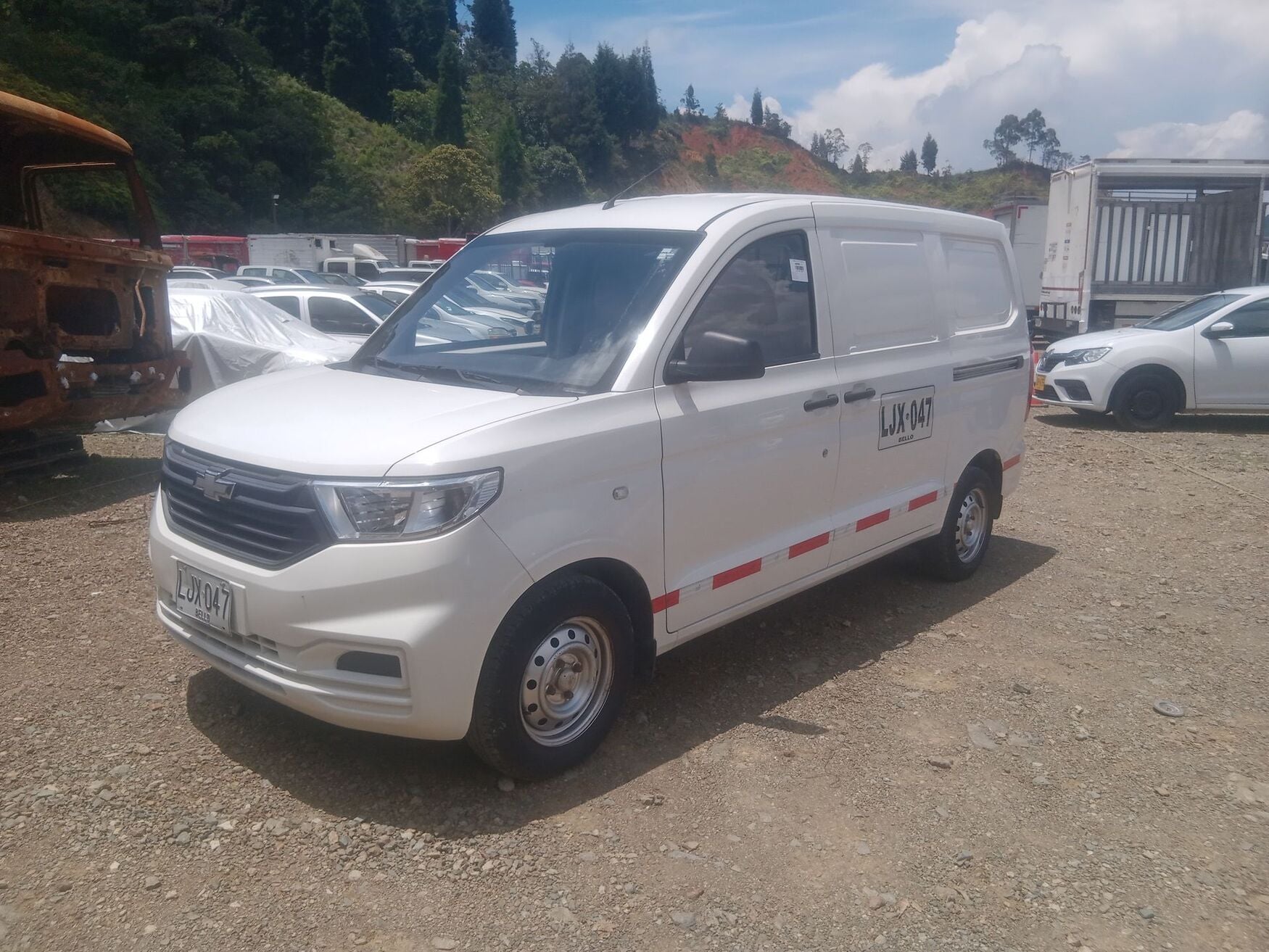 CHEVROLET N400 2023